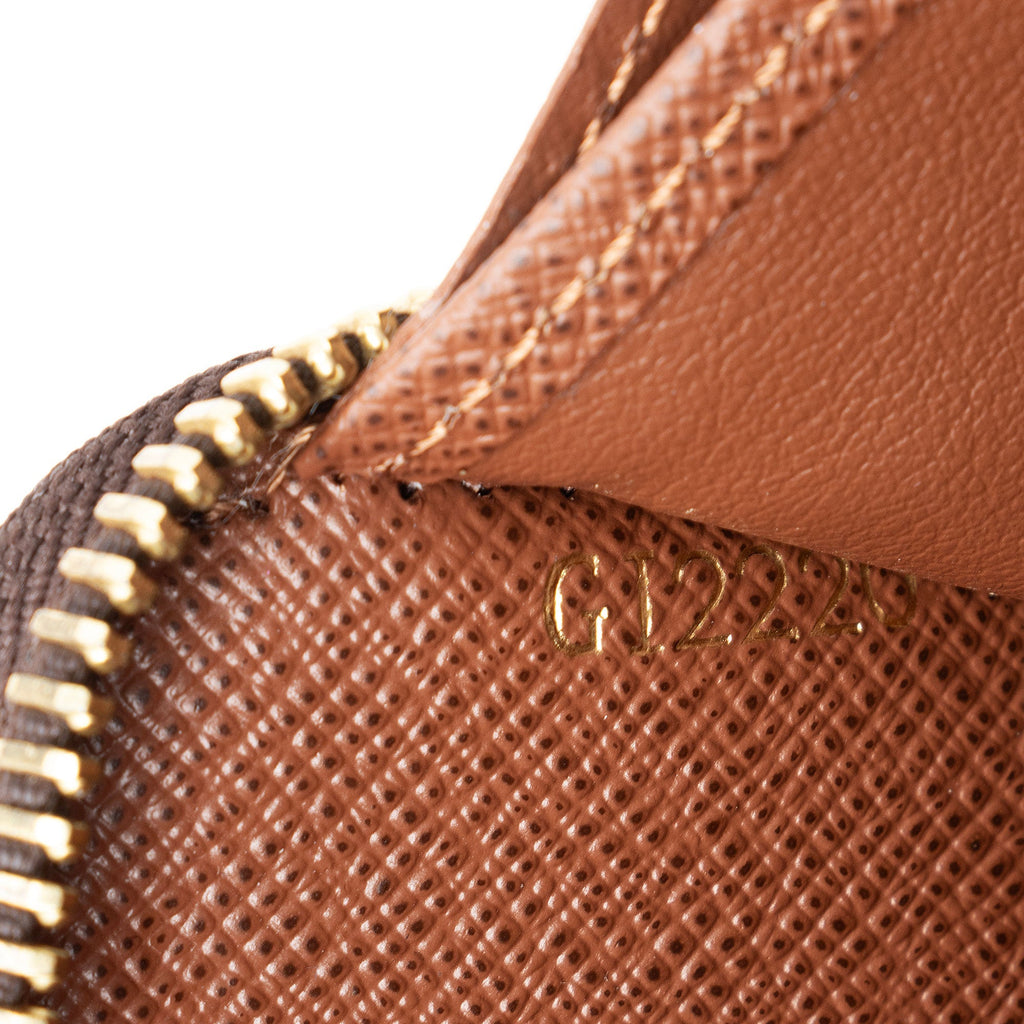 Louis Vuitton Monogram Canvas Zippy Wallet (SHF-yemJGR)