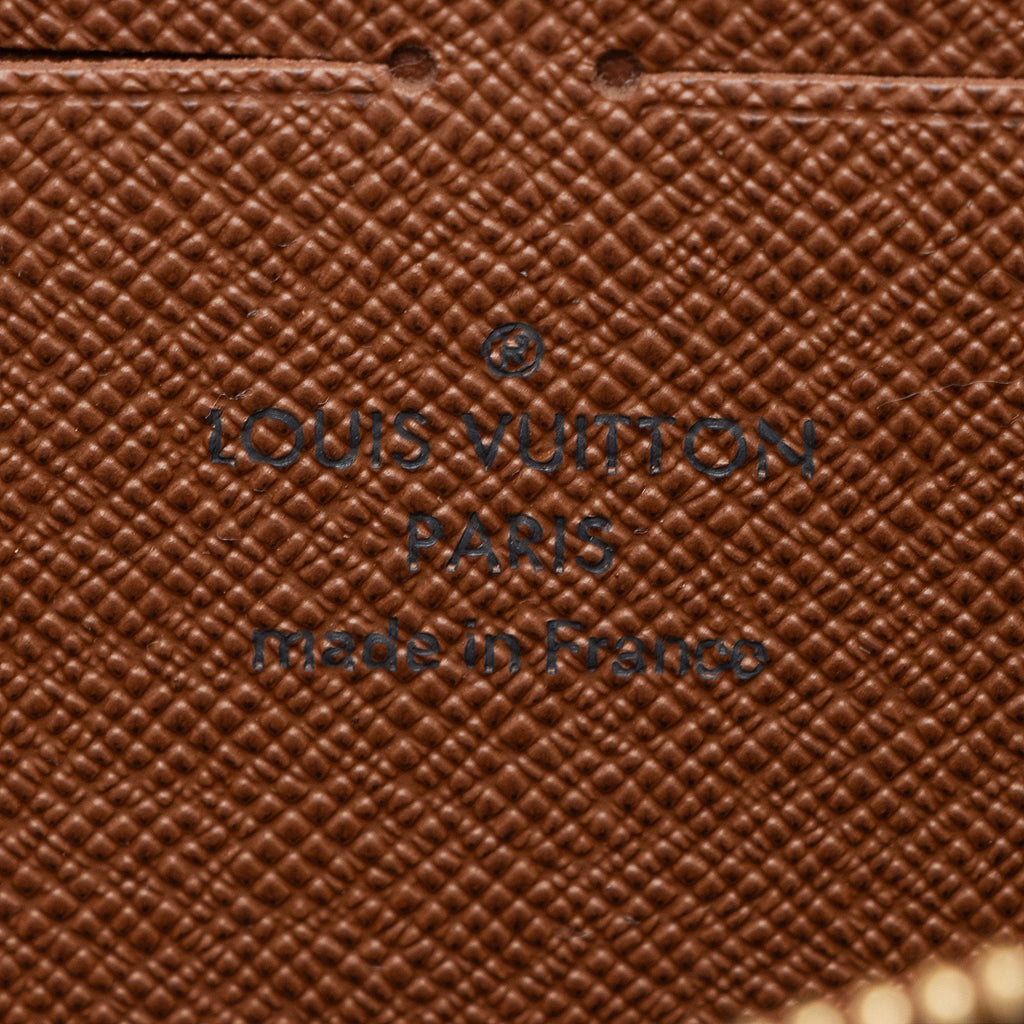 Louis Vuitton Monogram Canvas Zippy Wallet (SHF-BcVv18)