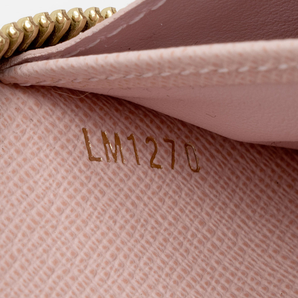 Louis Vuitton Monogram Canvas Zippy Wallet (SHF-i3N2Zj)