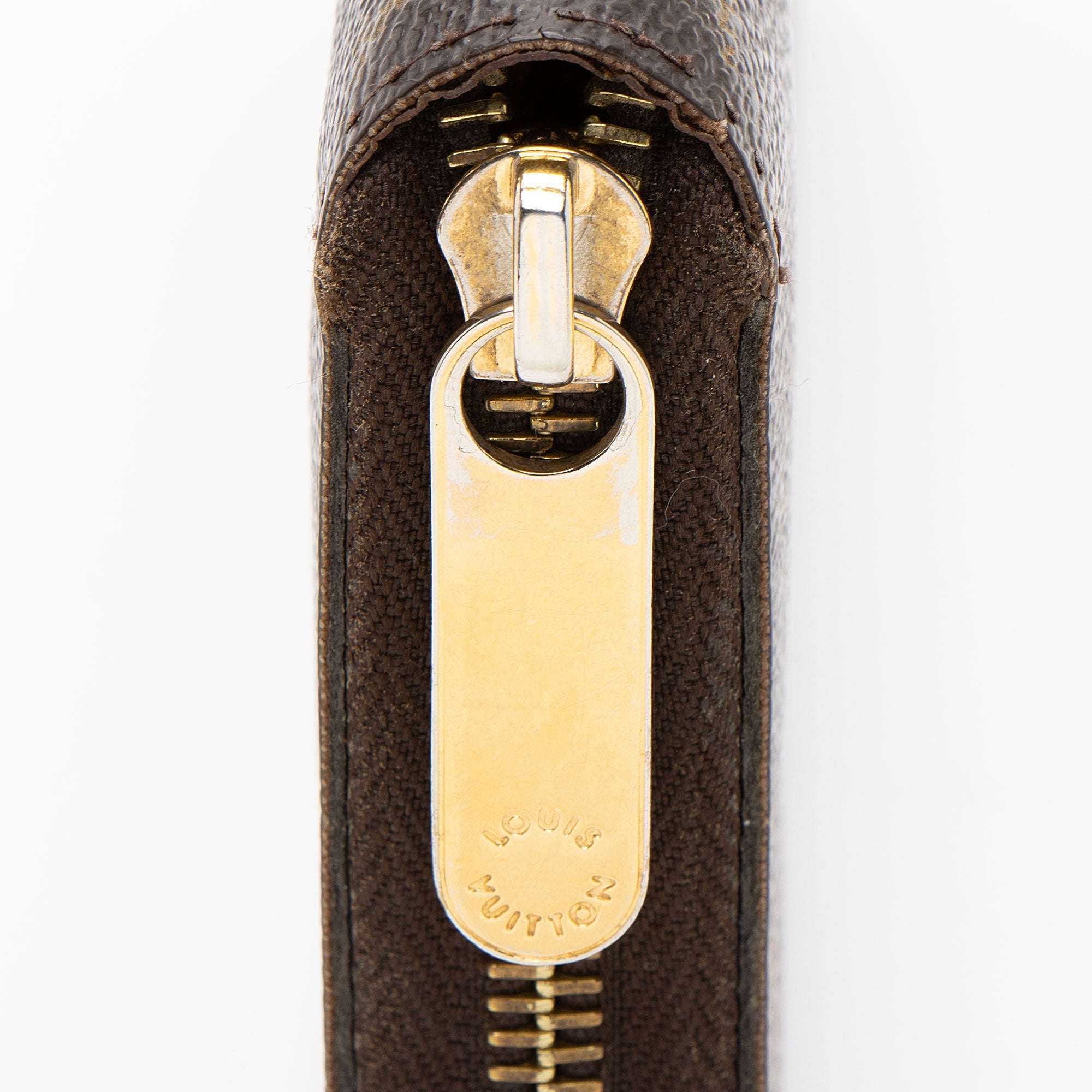 Louis Vuitton Monogram Canvas Zippy Wallet