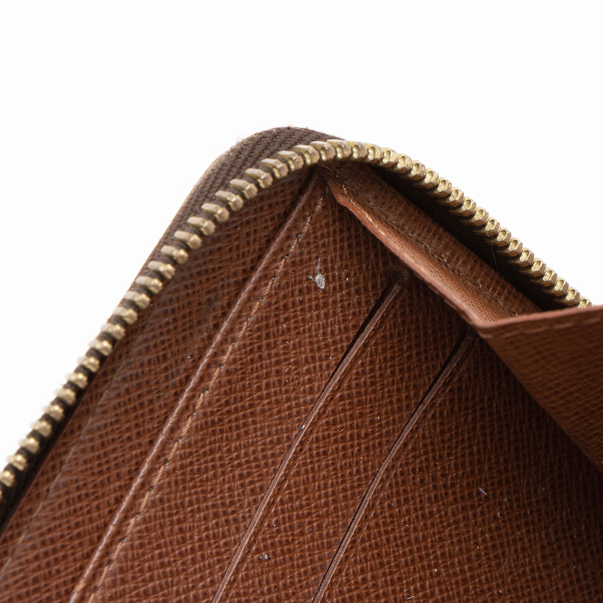 Louis Vuitton Monogram Canvas Zippy Wallet