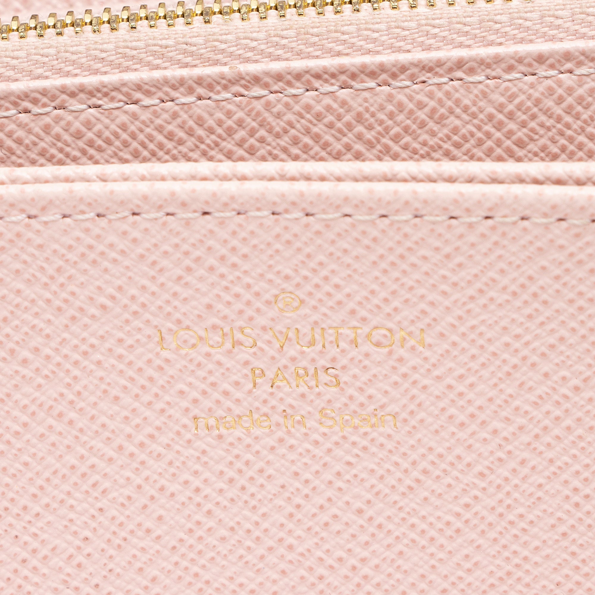Louis Vuitton Monogram Canvas Zippy Wallet