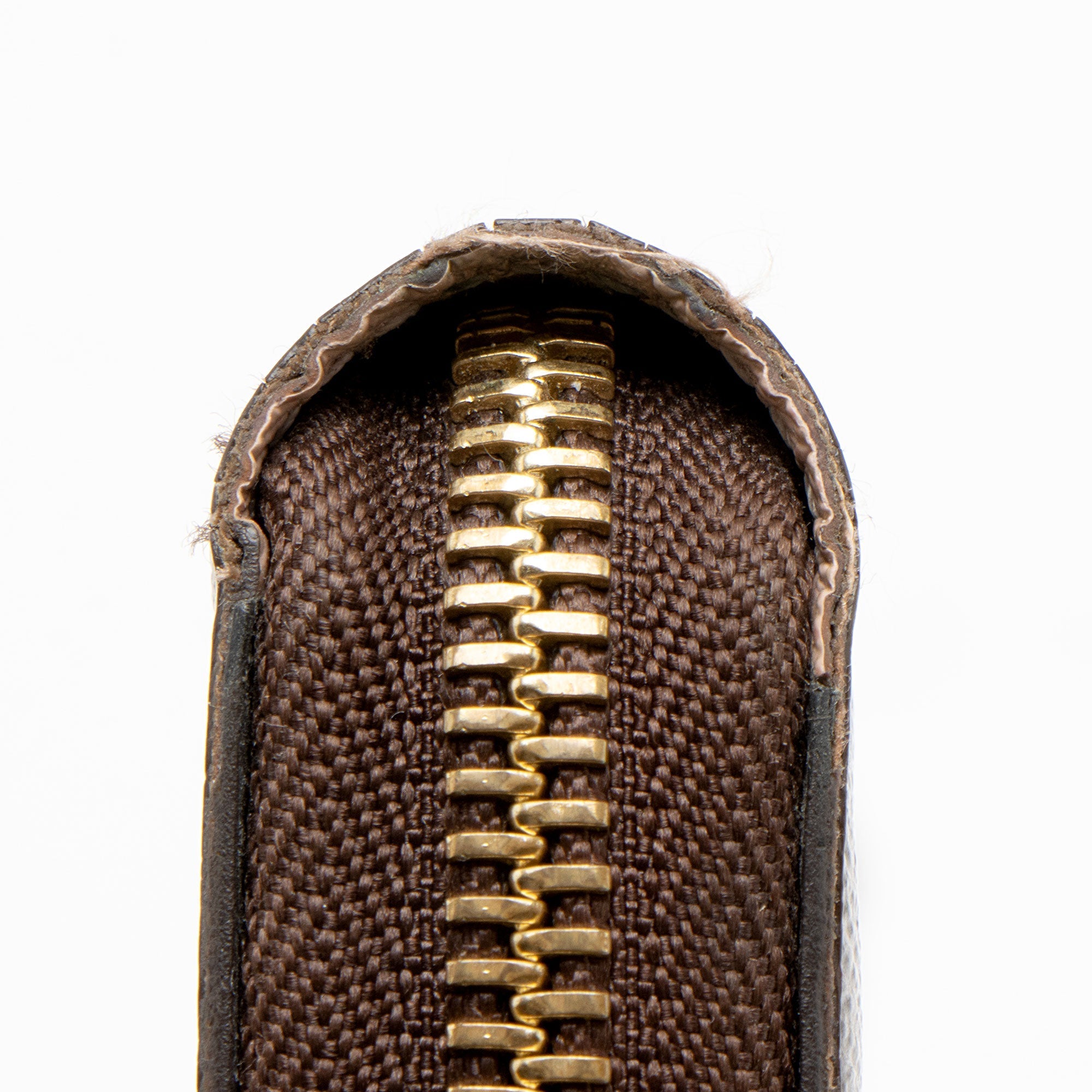 Louis Vuitton Monogram Canvas Zippy Wallet