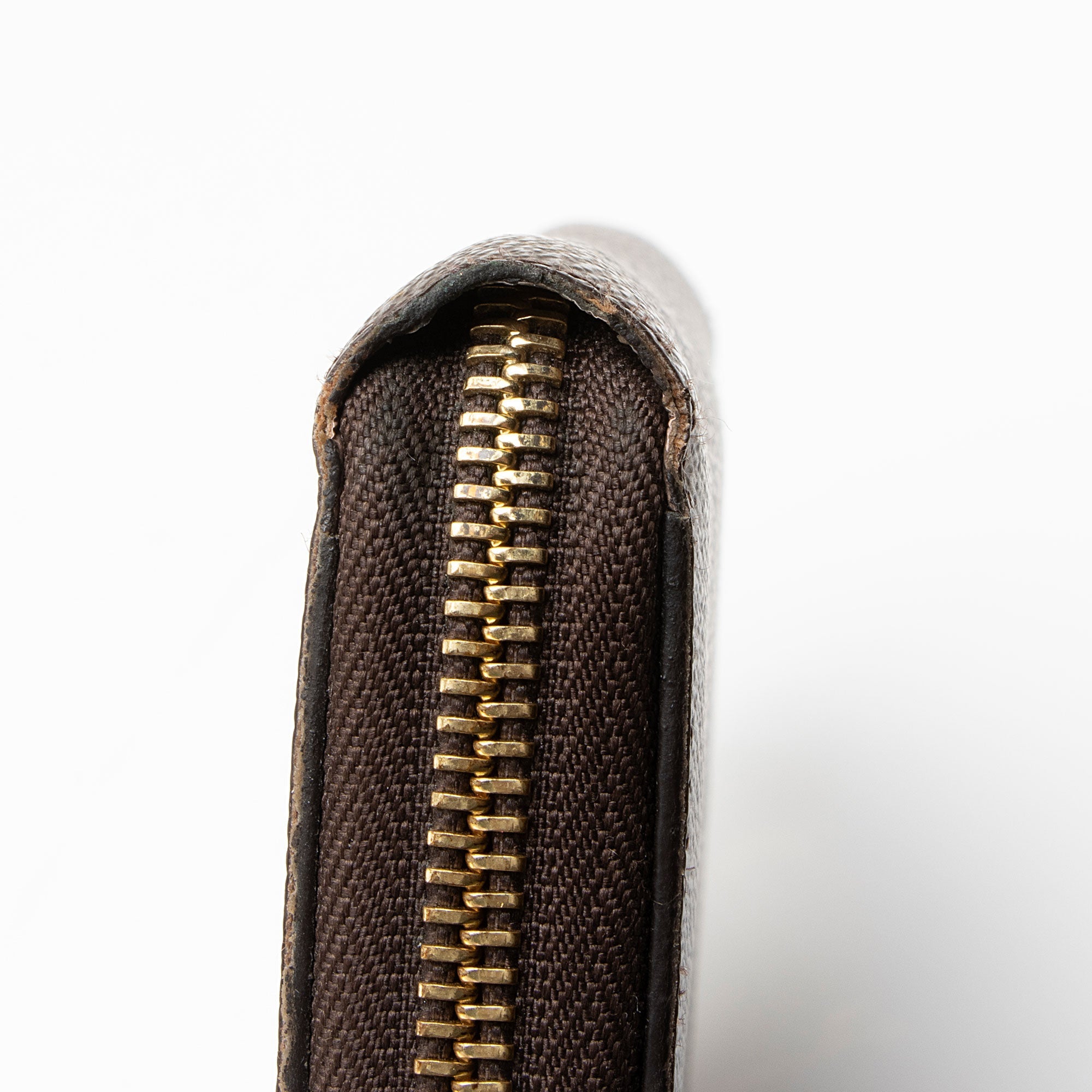 Louis Vuitton Monogram Canvas Zippy Wallet