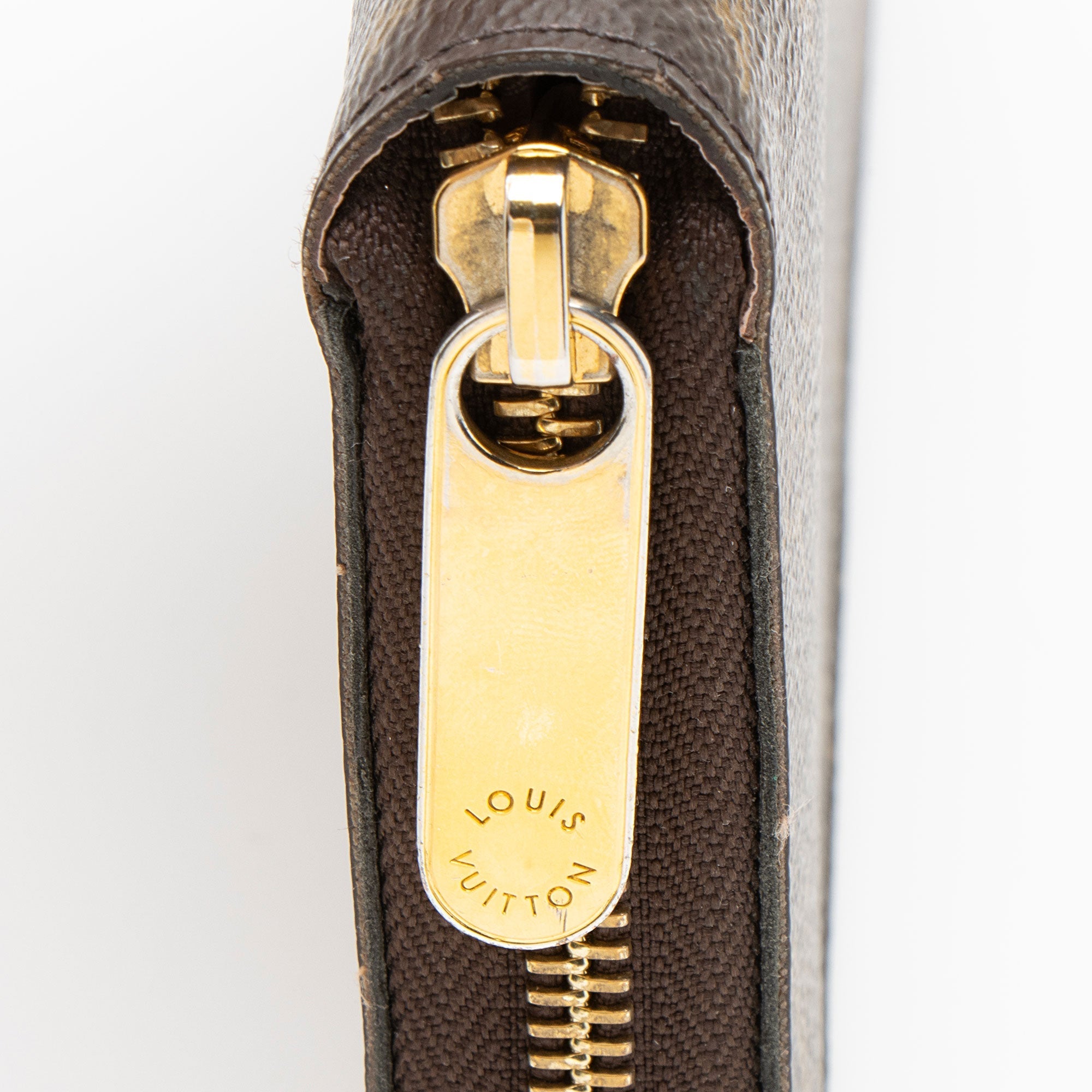 Louis Vuitton Monogram Canvas Zippy Wallet