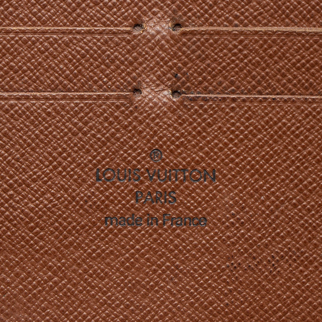 Louis Vuitton Monogram Canvas Zippy Wallet