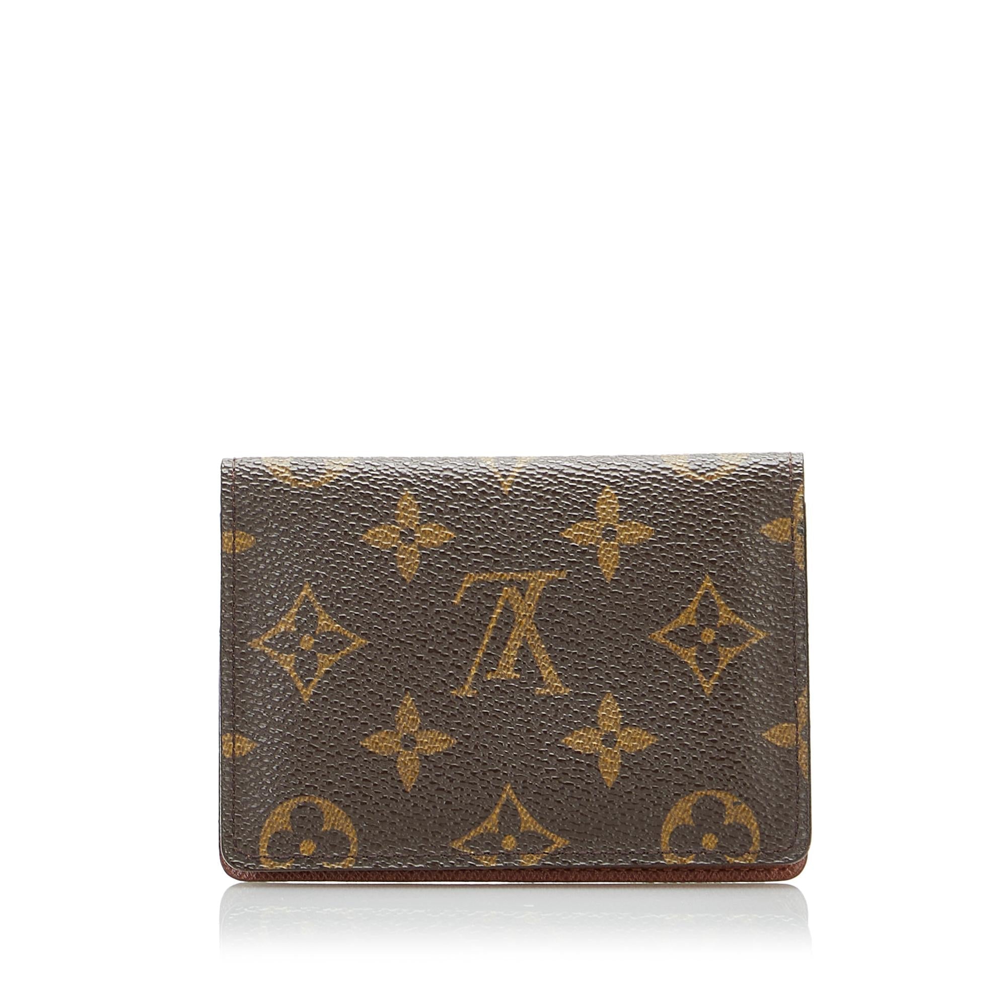 Louis Vuitton Monogram Card Case (SHG-KF4t7C)