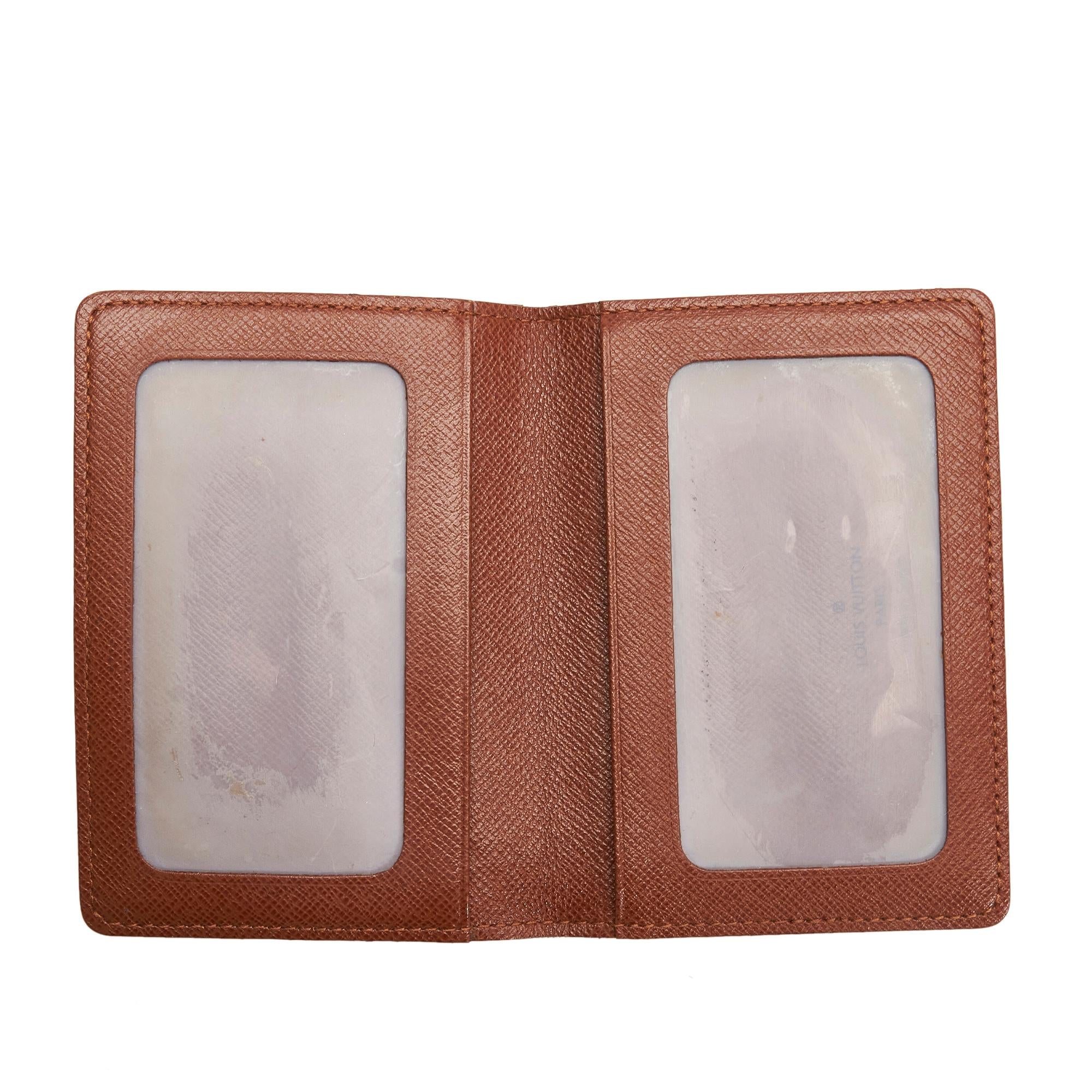 Louis Vuitton Monogram Card Case (SHG-KF4t7C)