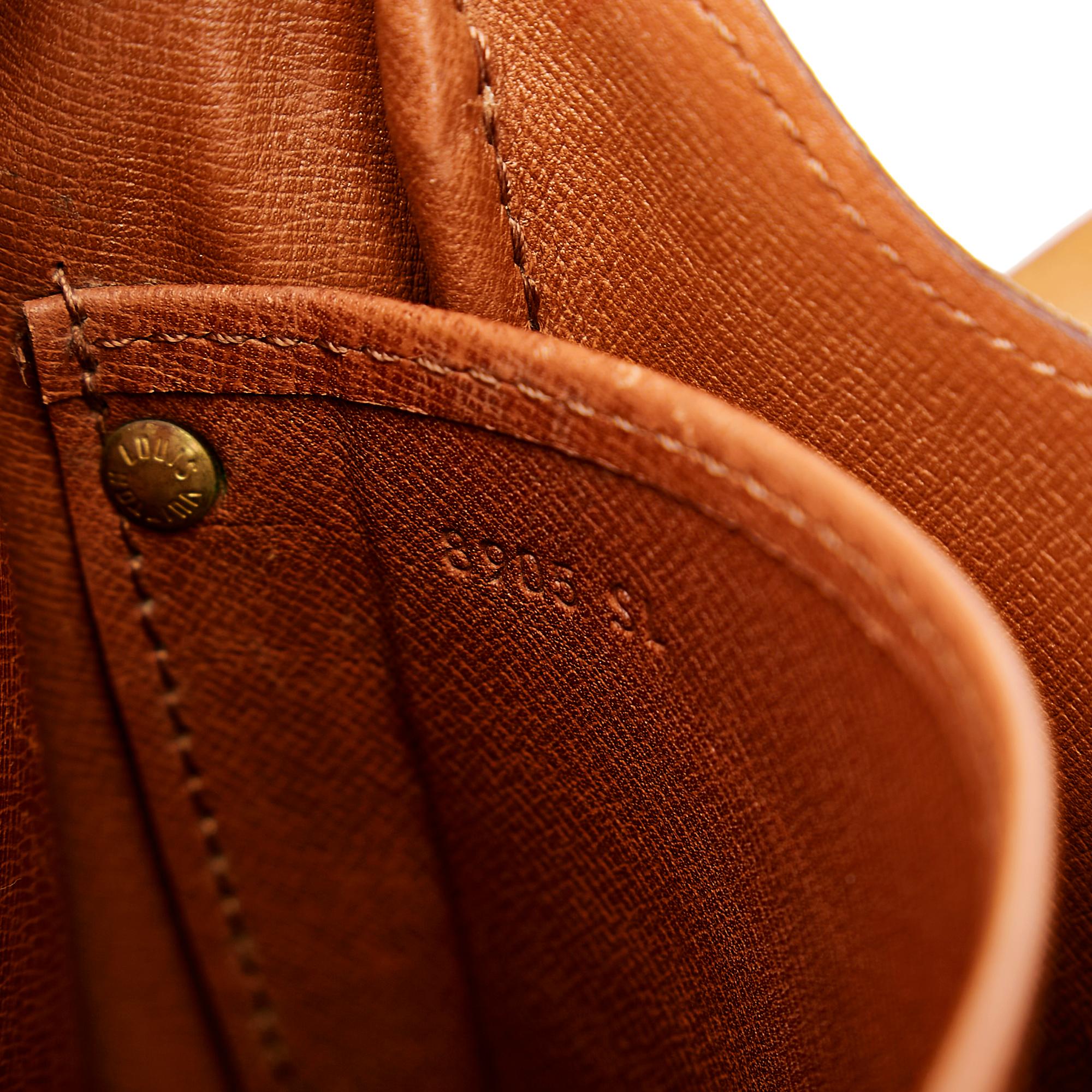 Louis Vuitton Monogram Cartouchiere GM (SHG-28415)