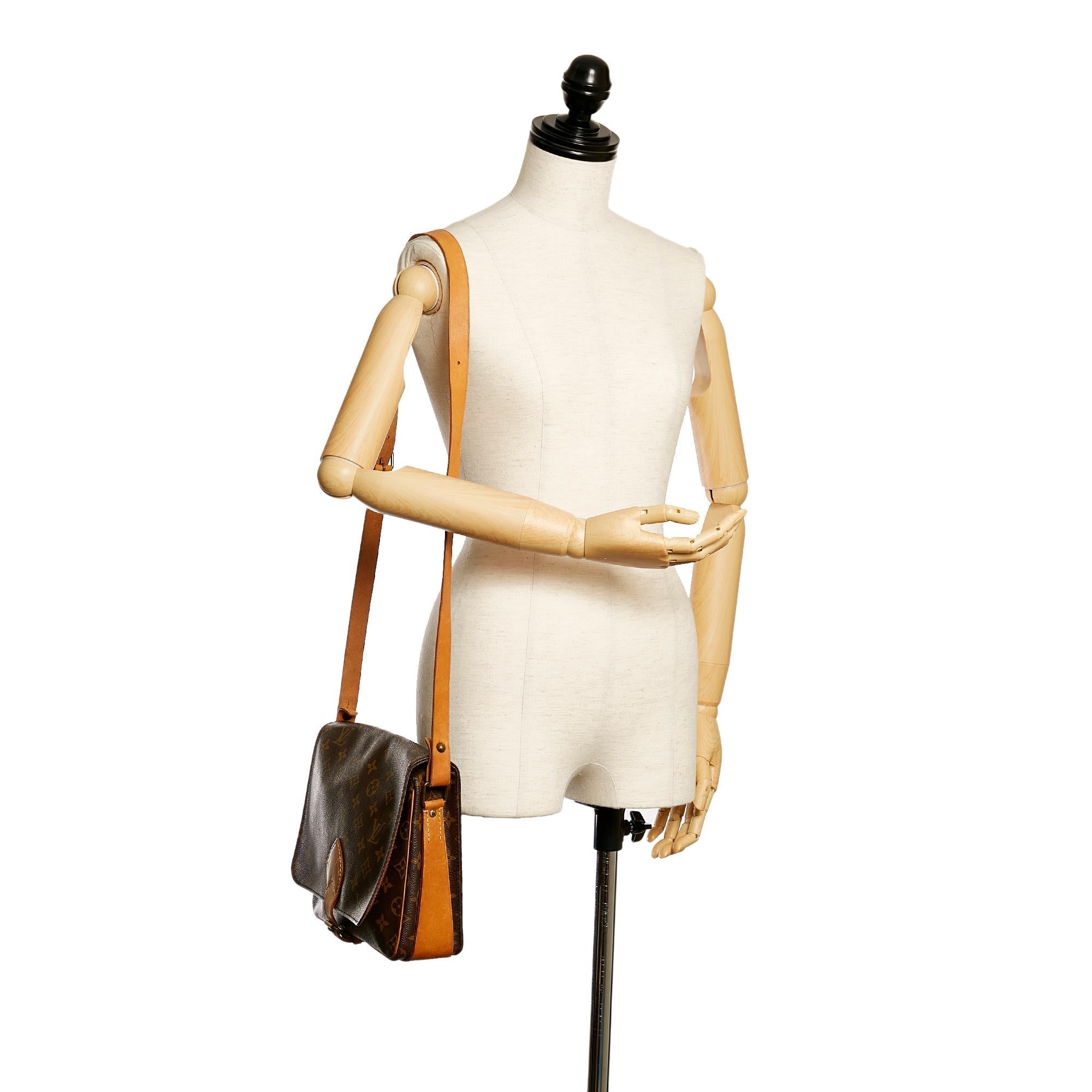 Louis Vuitton Monogram Cartouchiere GM (SHG-28415)