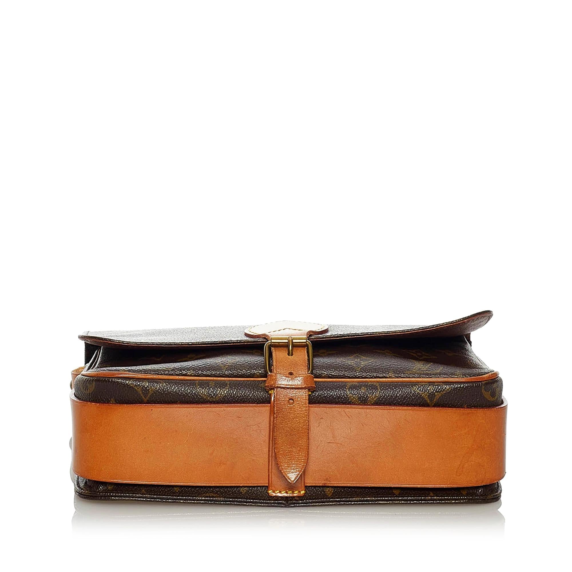 Louis Vuitton Monogram Cartouchiere GM (SHG-28717)