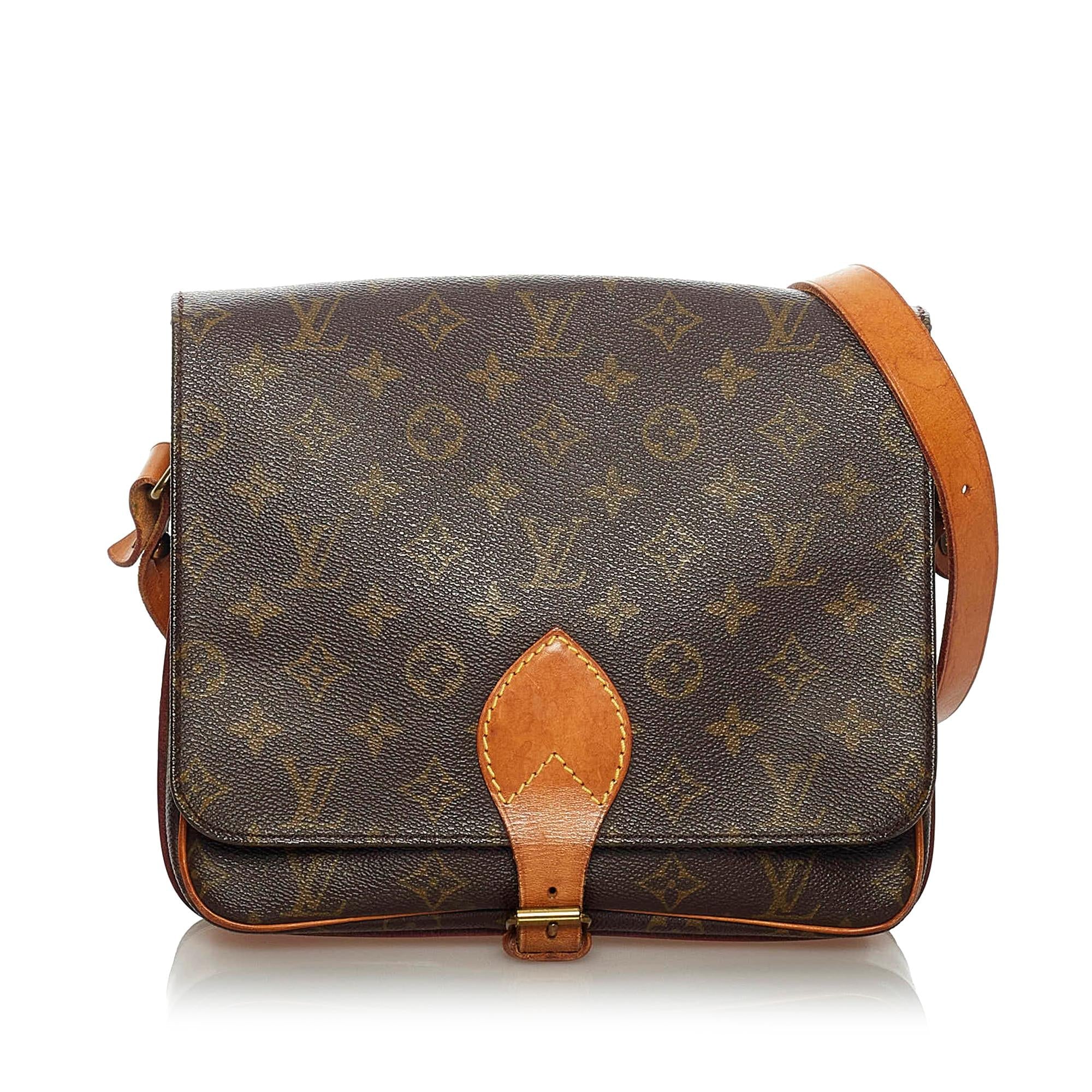 Louis Vuitton Monogram Cartouchiere GM (SHG-28717)