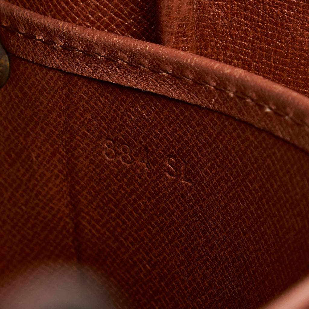 Louis Vuitton Monogram Cartouchiere GM (SHG-32810)