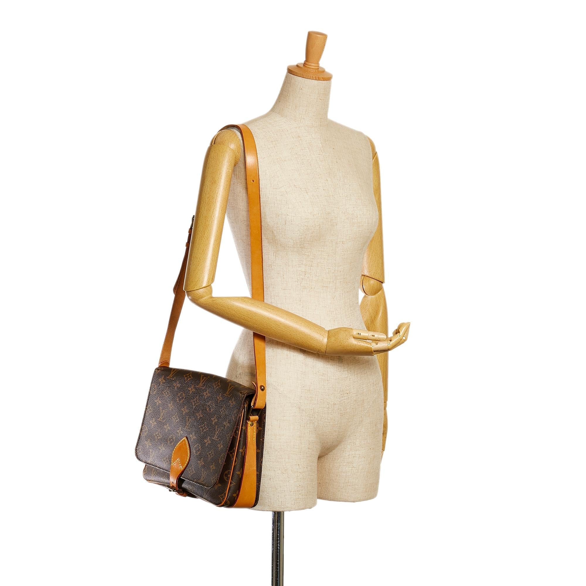 Louis Vuitton Monogram Cartouchiere GM (SHG-35127)