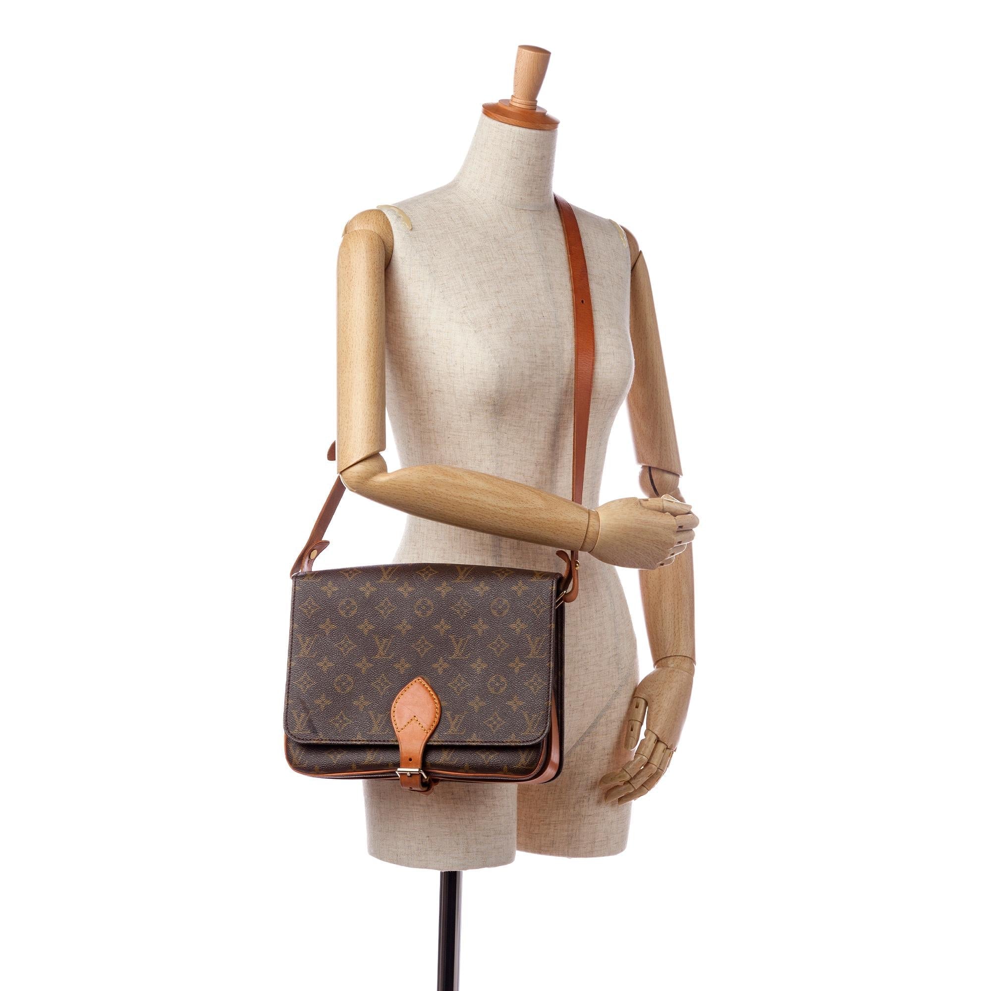 Louis Vuitton Monogram Cartouchiere GM (SHG-35417)