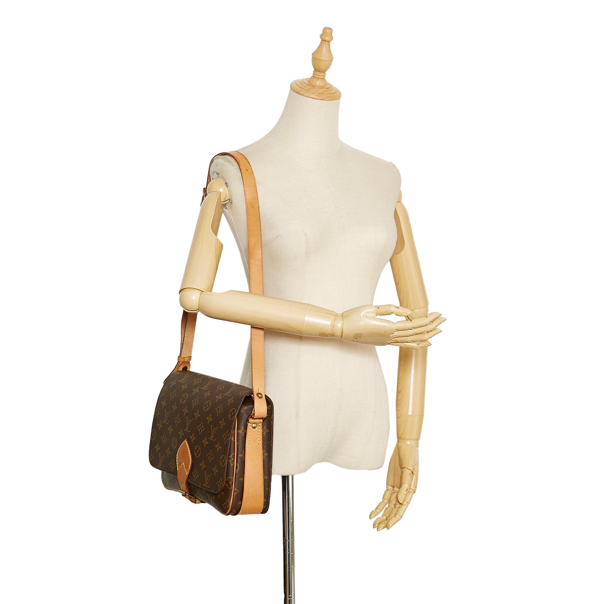 Louis Vuitton Monogram Cartouchiere GM (SHG-37461)