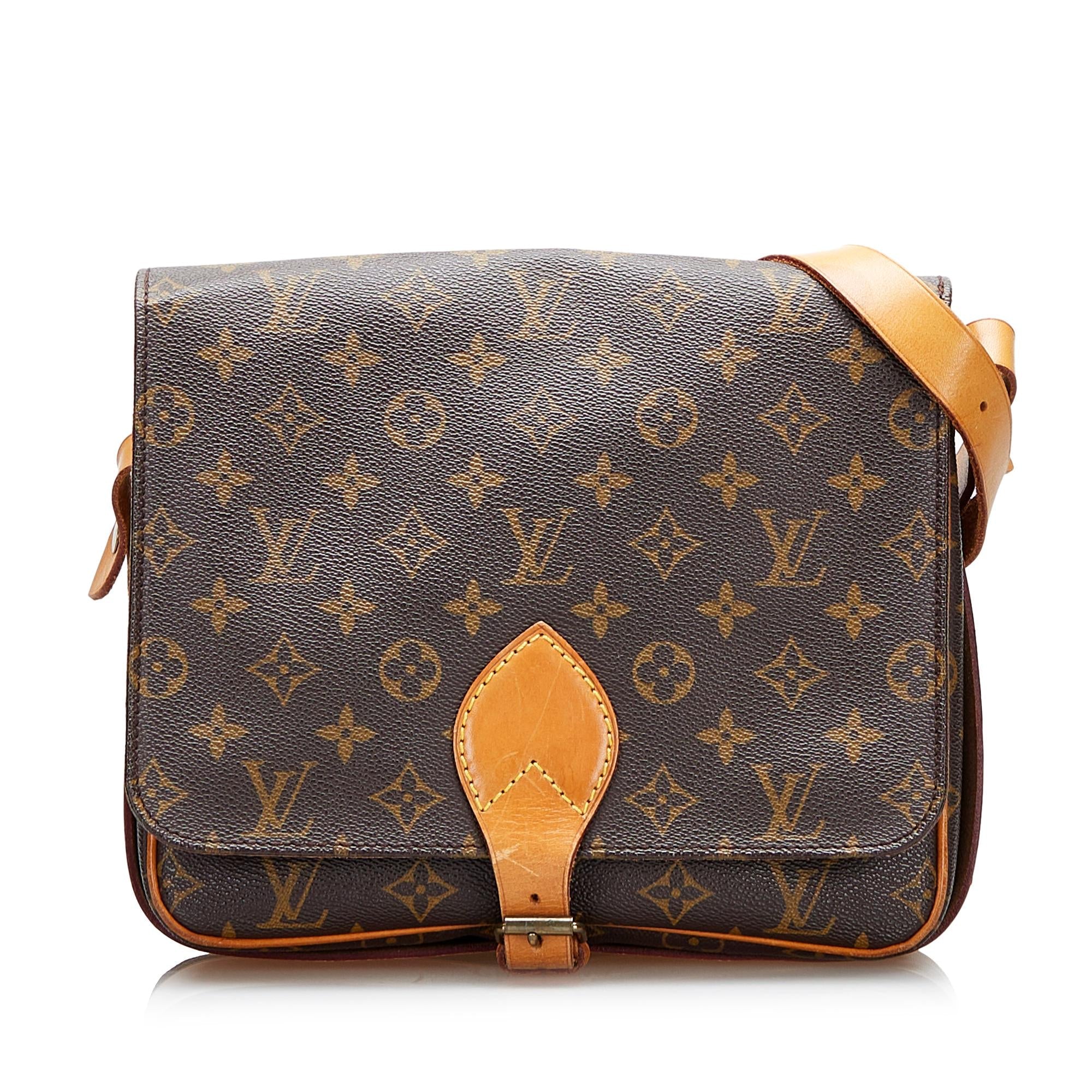 Louis Vuitton Monogram Cartouchiere GM (SHG-eBlitj)