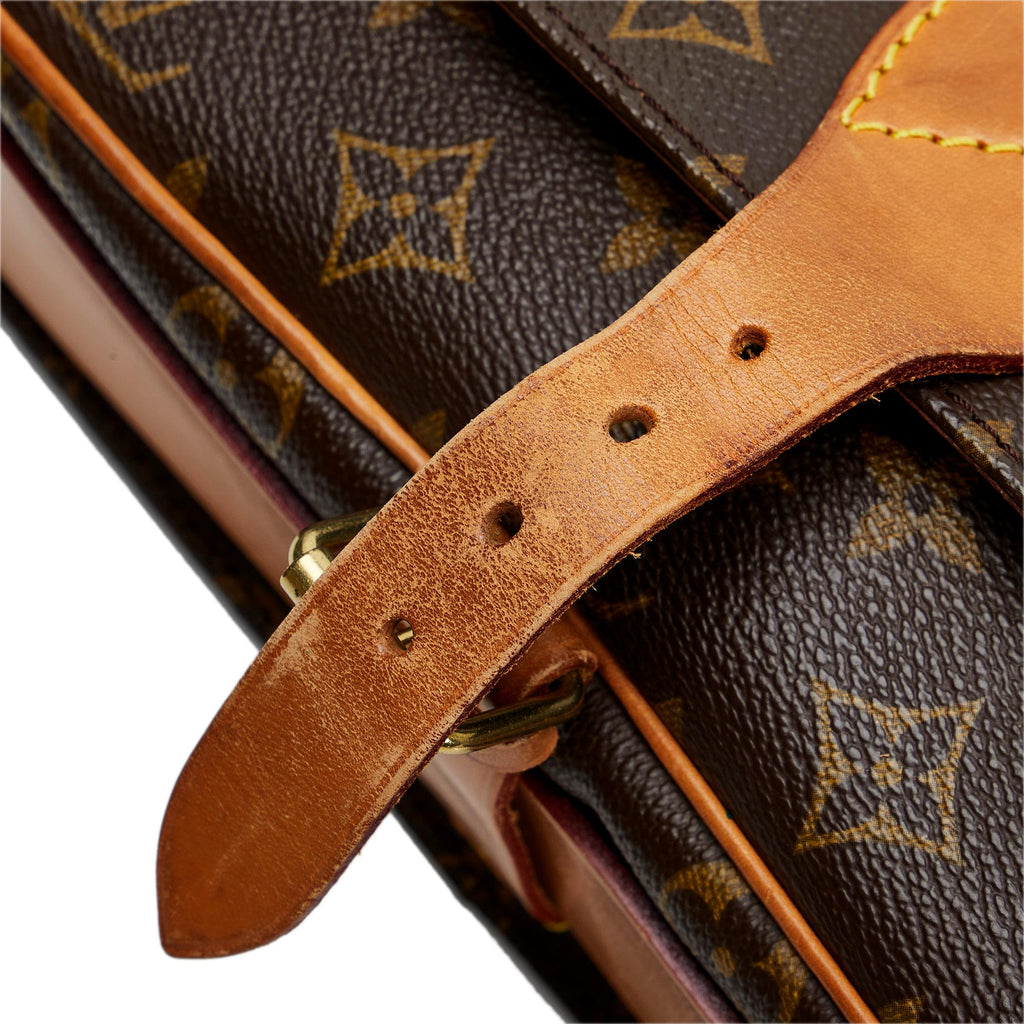 Louis Vuitton Monogram Cartouchiere GM (SHG-KlSRfT)