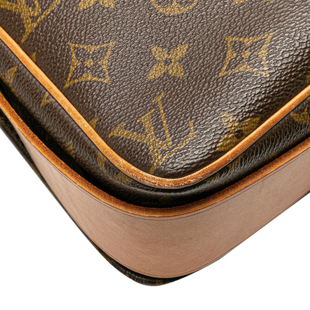 Louis Vuitton Monogram Cartouchiere GM