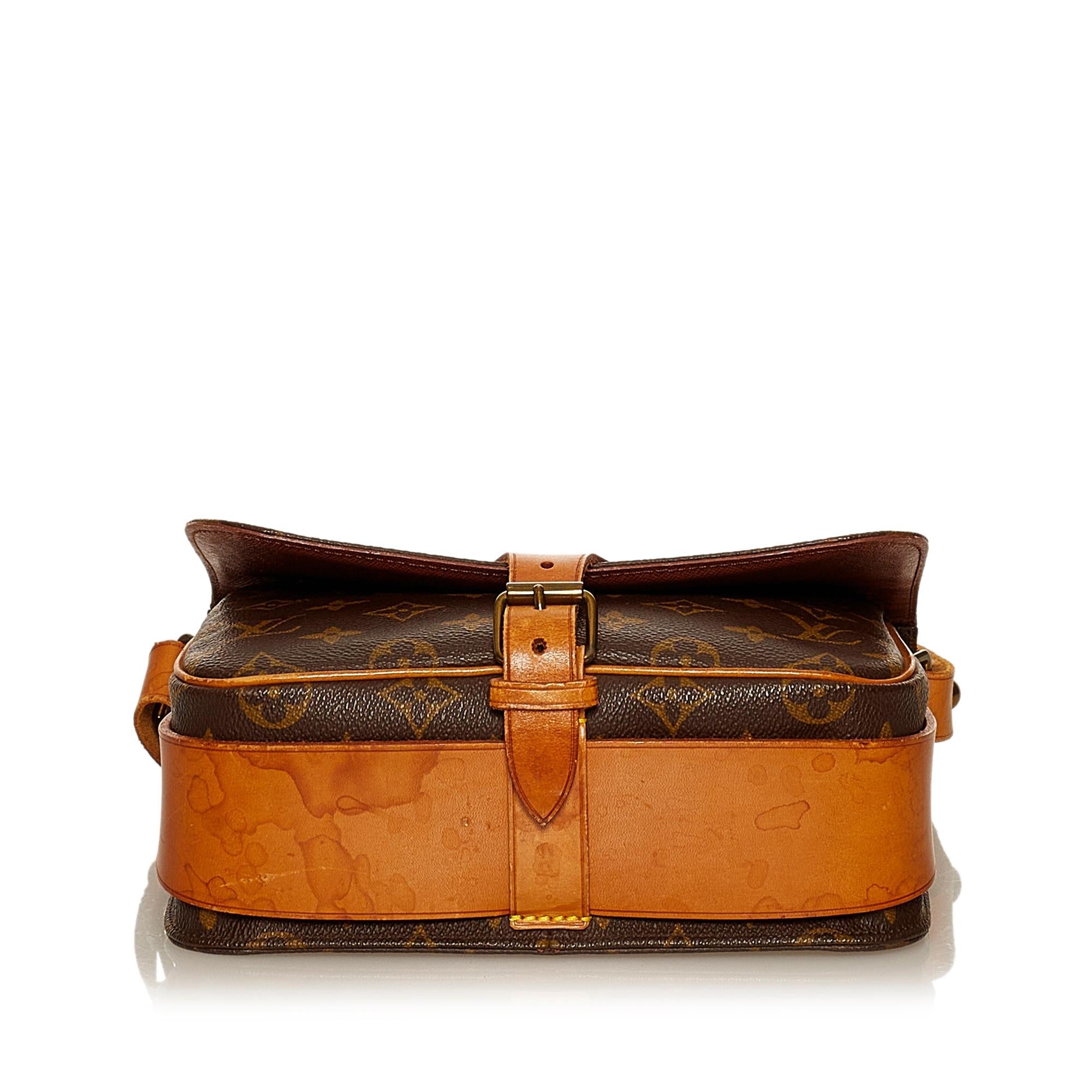 Louis Vuitton Monogram Cartouchiere MM (SHG-29315)