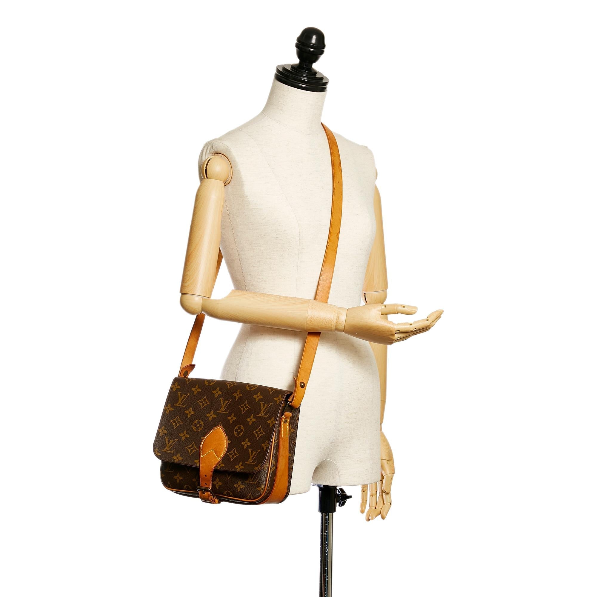 Louis Vuitton Monogram Cartouchiere MM (SHG-29315)