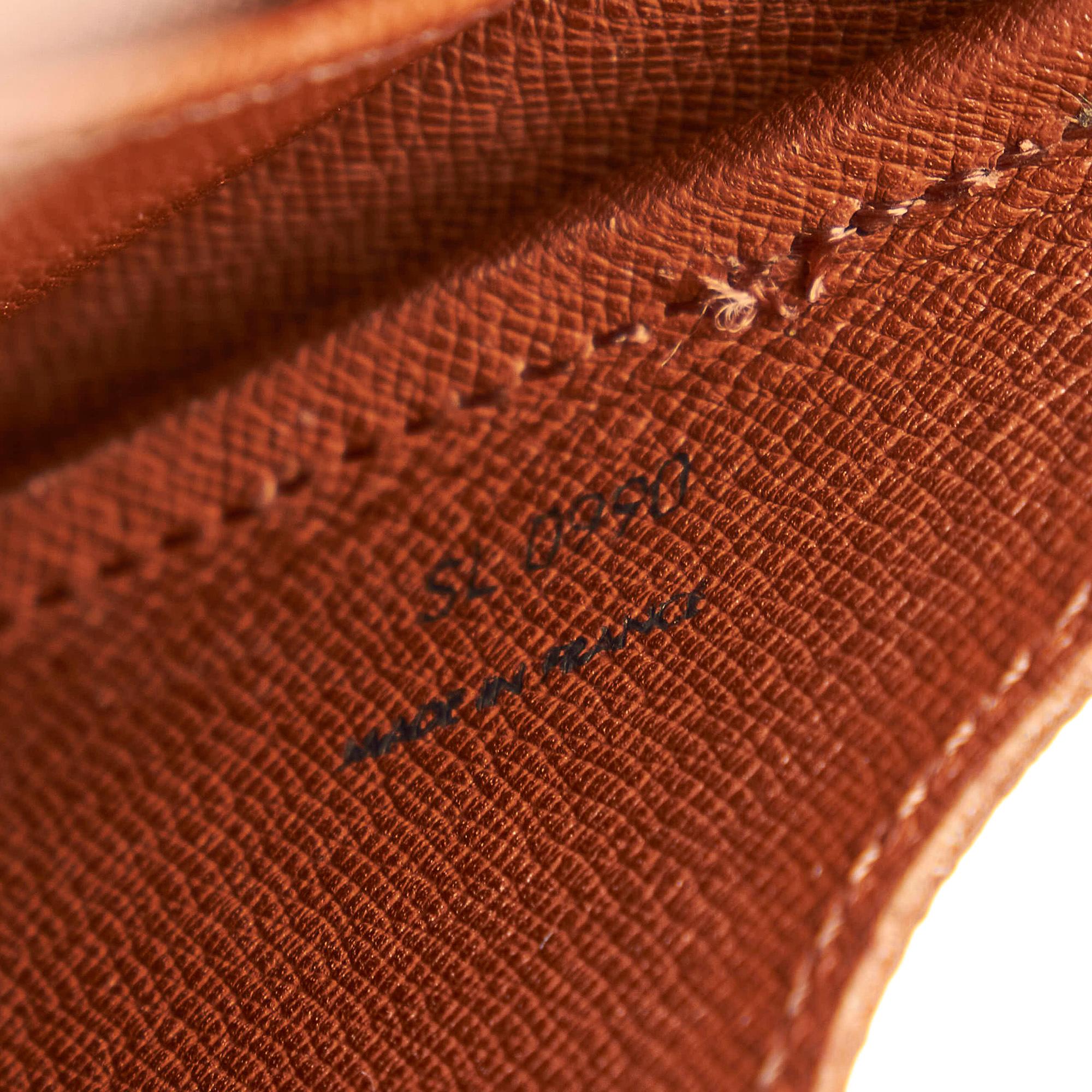 Louis Vuitton Monogram Cartouchiere MM (SHG-31093)