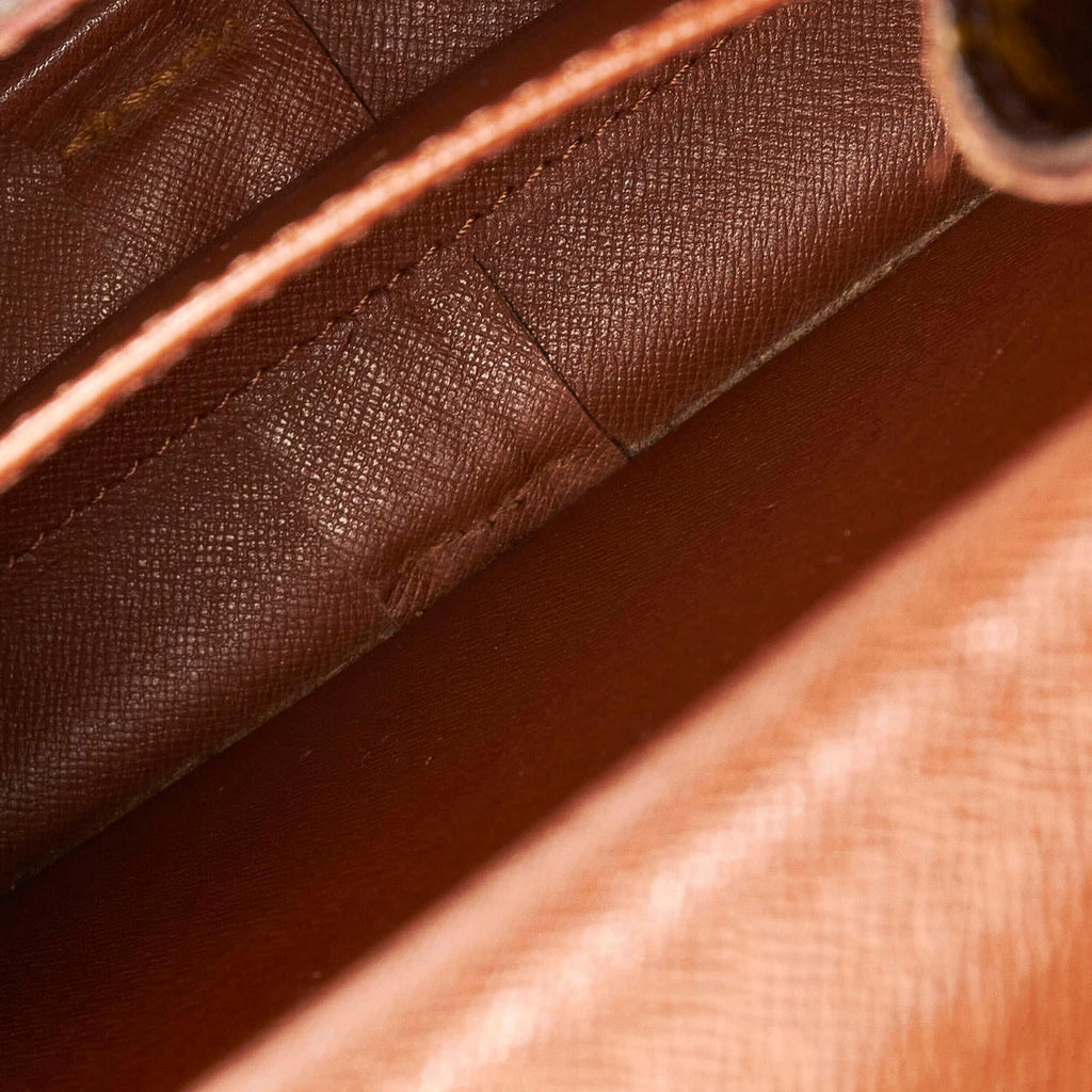 Louis Vuitton Monogram Cartouchiere MM (SHG-32196)