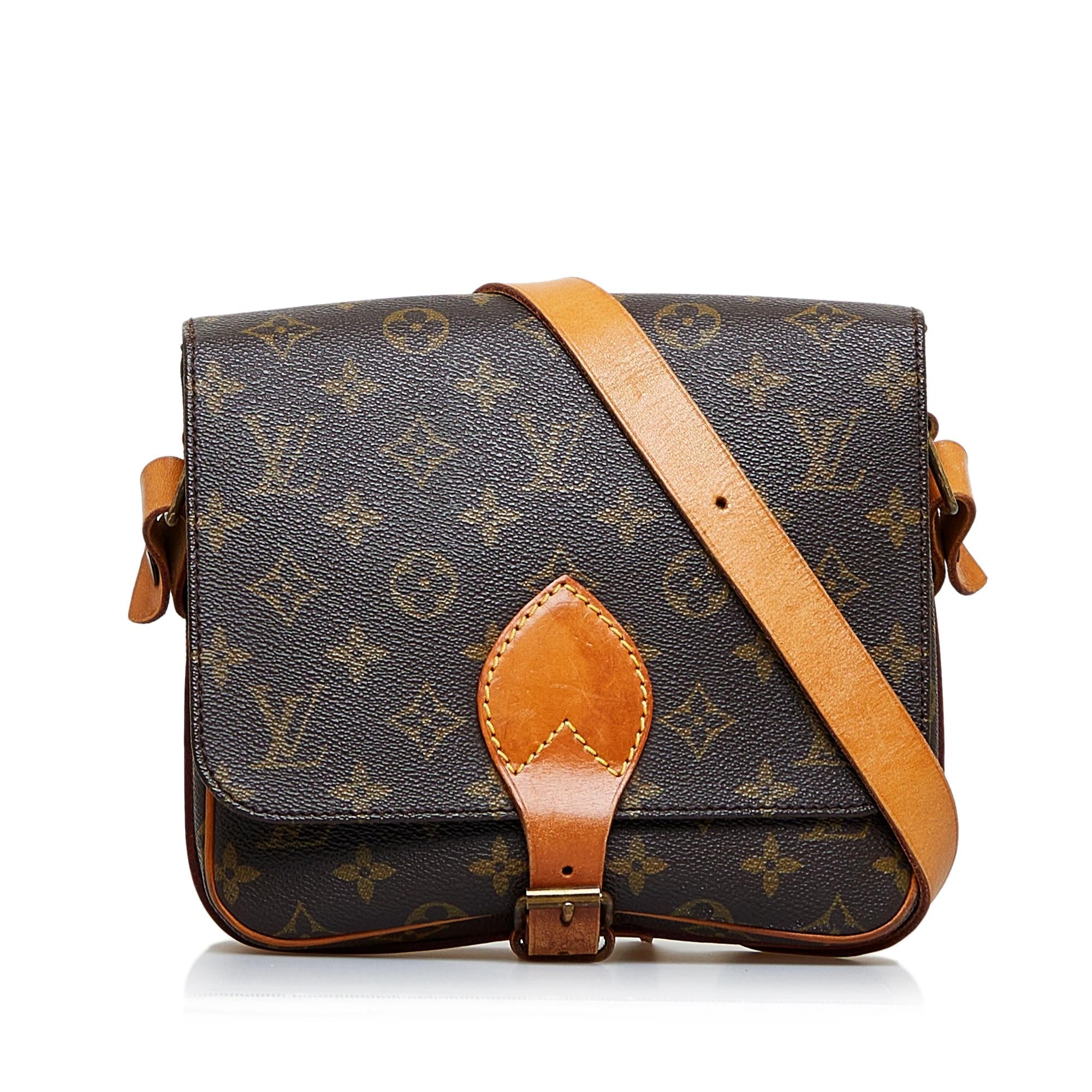 Louis Vuitton Monogram Cartouchiere MM (SHG-U1FRjo)