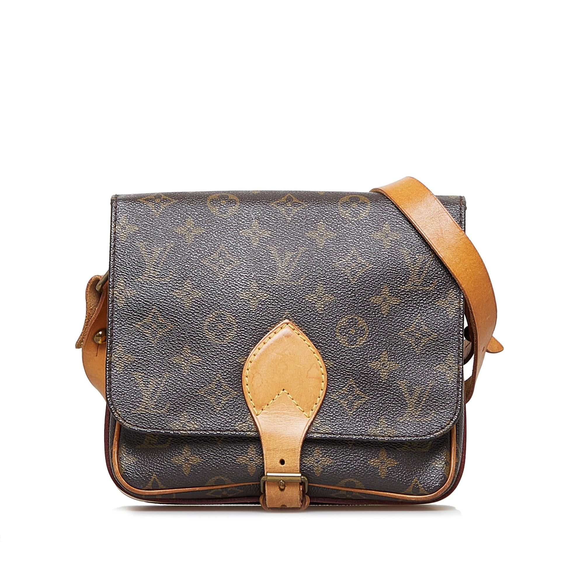Louis Vuitton Monogram Cartouchiere MM (SHG-0TvVcS)