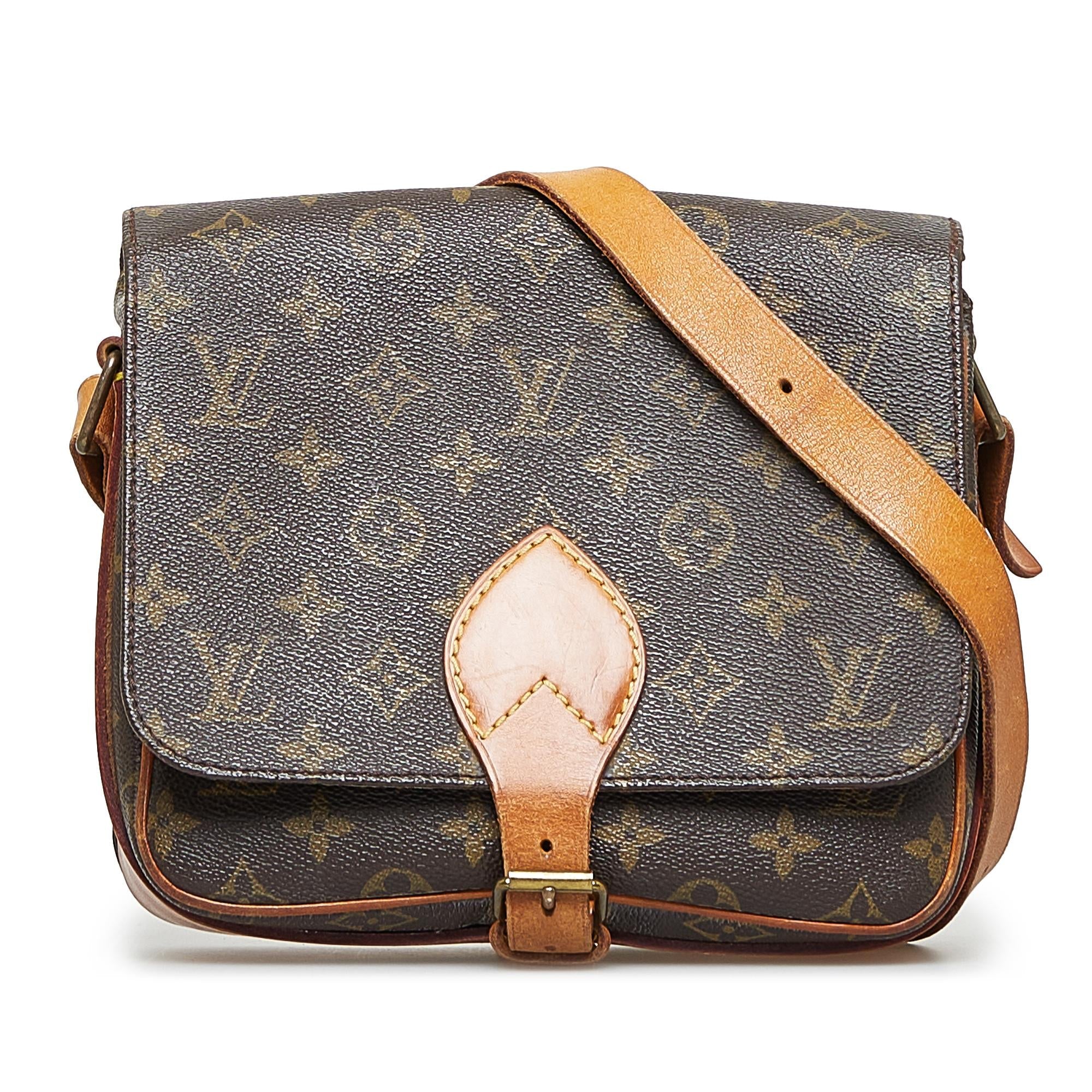 Louis Vuitton Monogram Cartouchiere MM (SHG-PnAsw4)