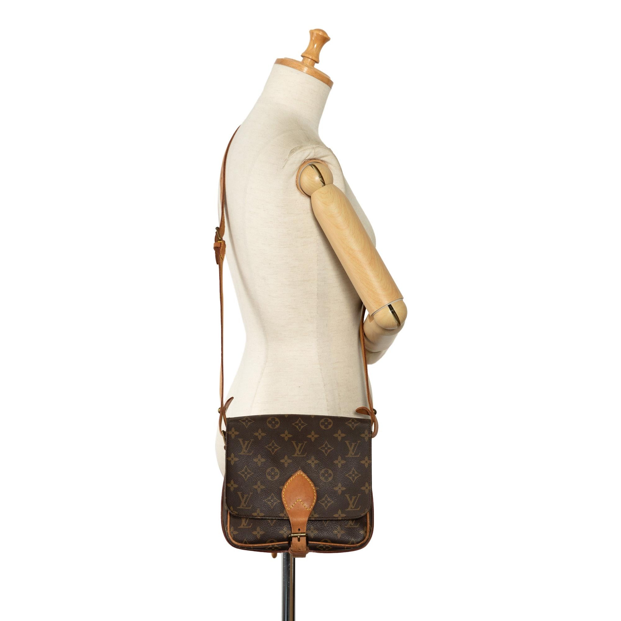 Louis Vuitton Monogram Cartouchiere MM (SHG-euCry9)