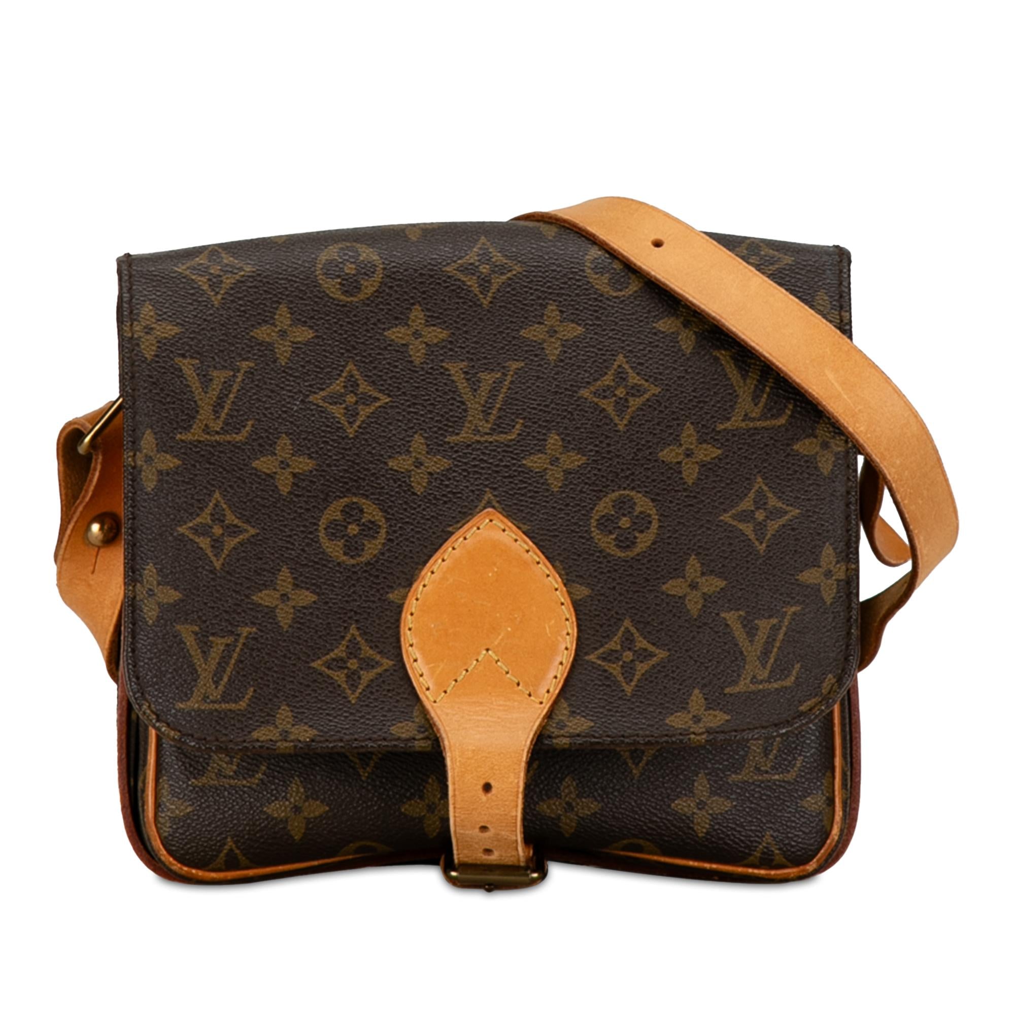 Louis Vuitton Monogram Cartouchiere MM (SHG-4Jt7fT)