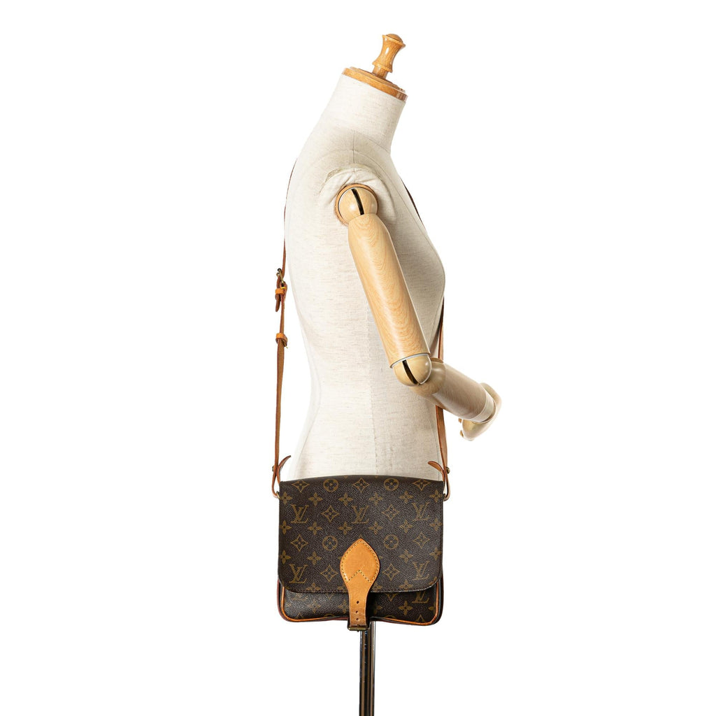 Louis Vuitton Monogram Cartouchiere MM (SHG-4Jt7fT)