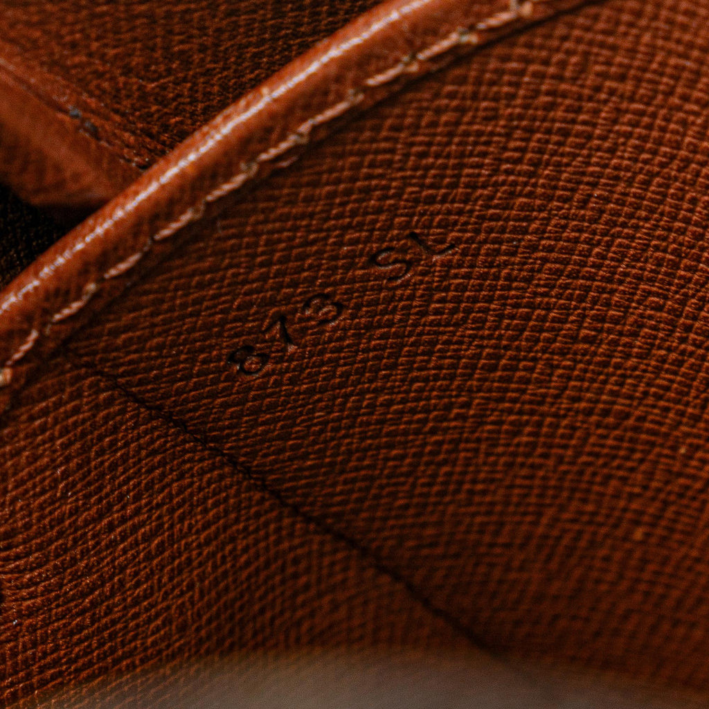 Louis Vuitton Monogram Cartouchiere MM (SHG-peYgGx)