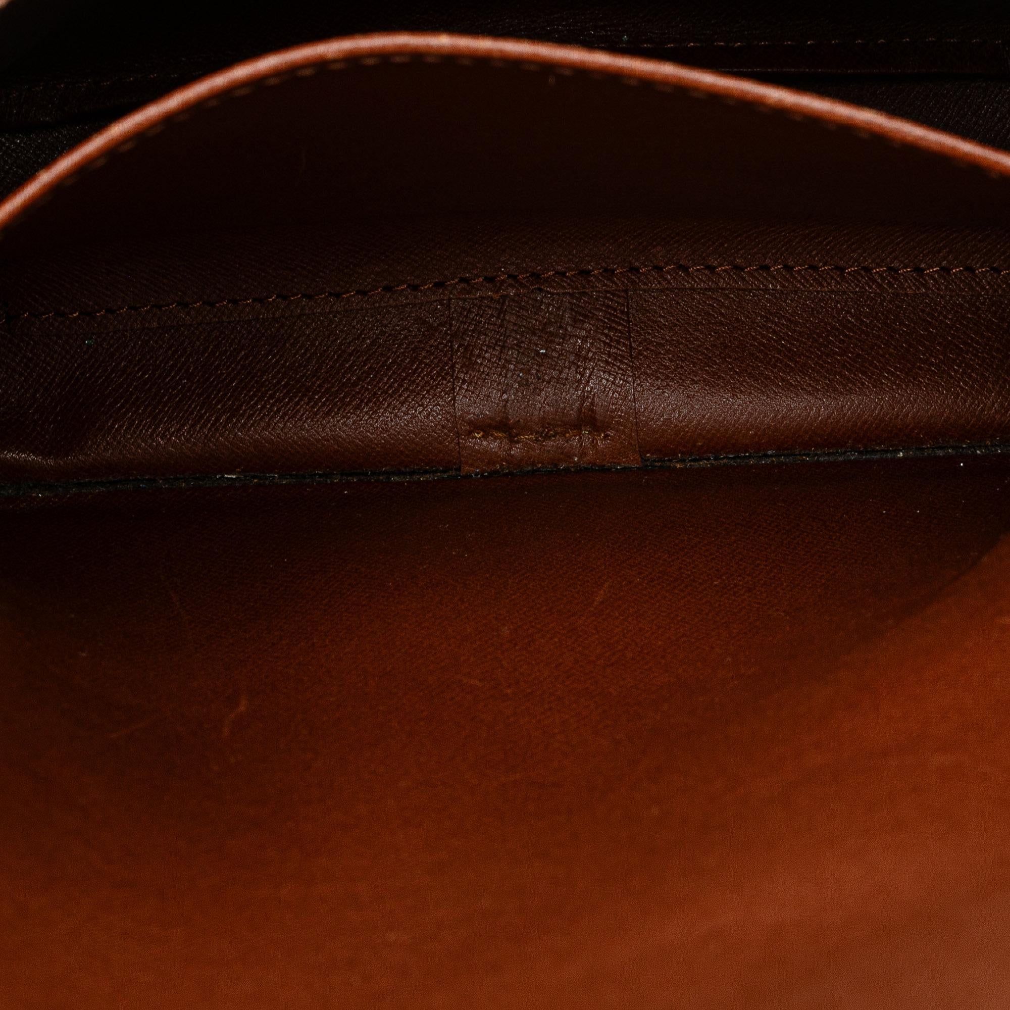 Louis Vuitton Monogram Cartouchiere MM (SHG-peYgGx)