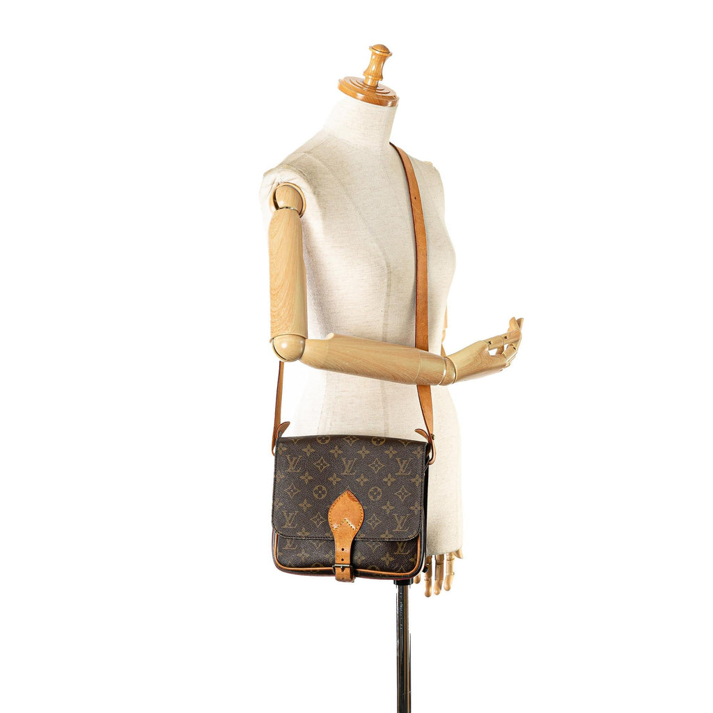 Louis Vuitton Monogram Cartouchiere MM (SHG-peYgGx)