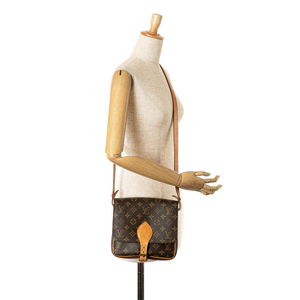 Louis Vuitton Monogram Cartouchiere MM (SHG-4TtggP)