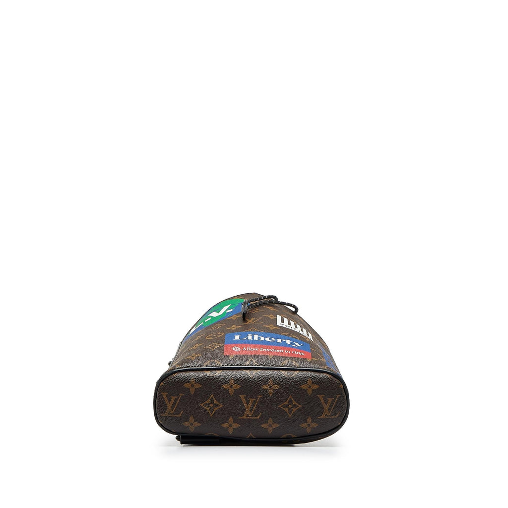 Louis Vuitton Monogram Chalk Sling Bag (SHG-z6qza5)