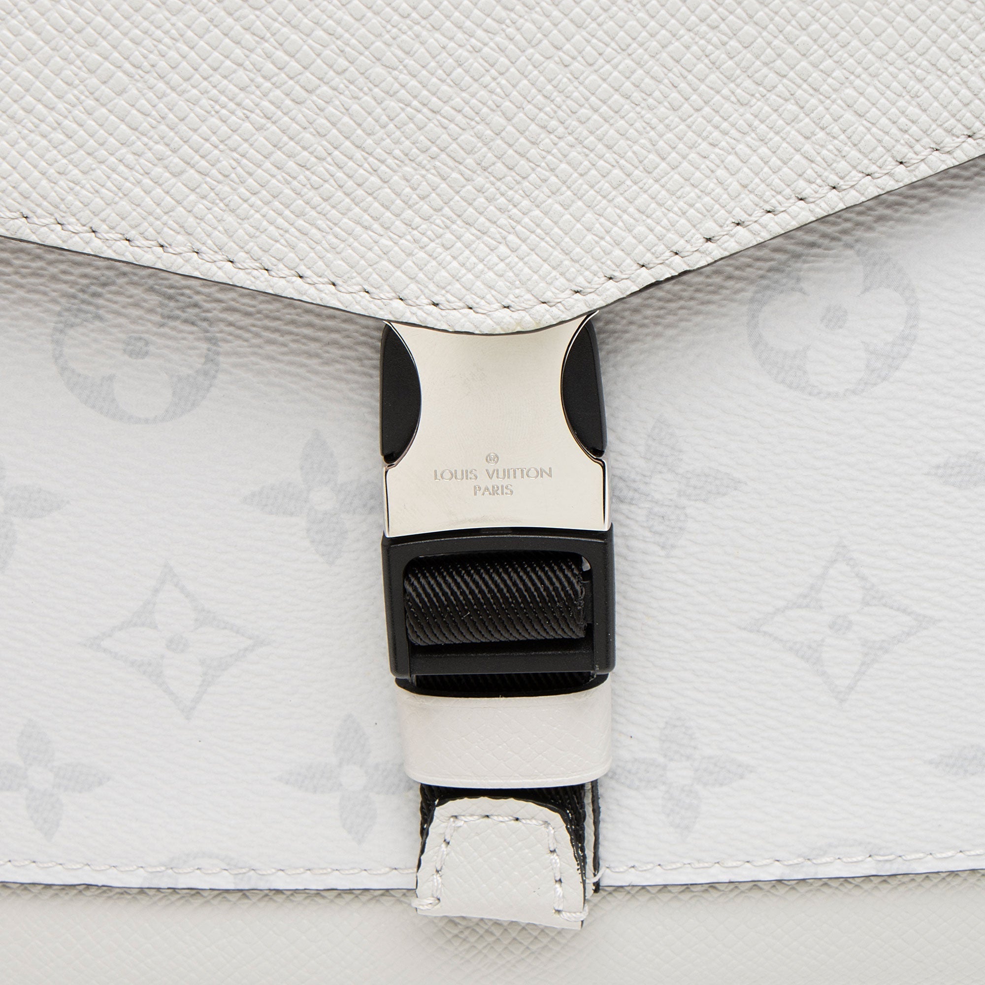 Louis Vuitton Monogram Chalk Taiga Leather Outdoor Flap Messenger