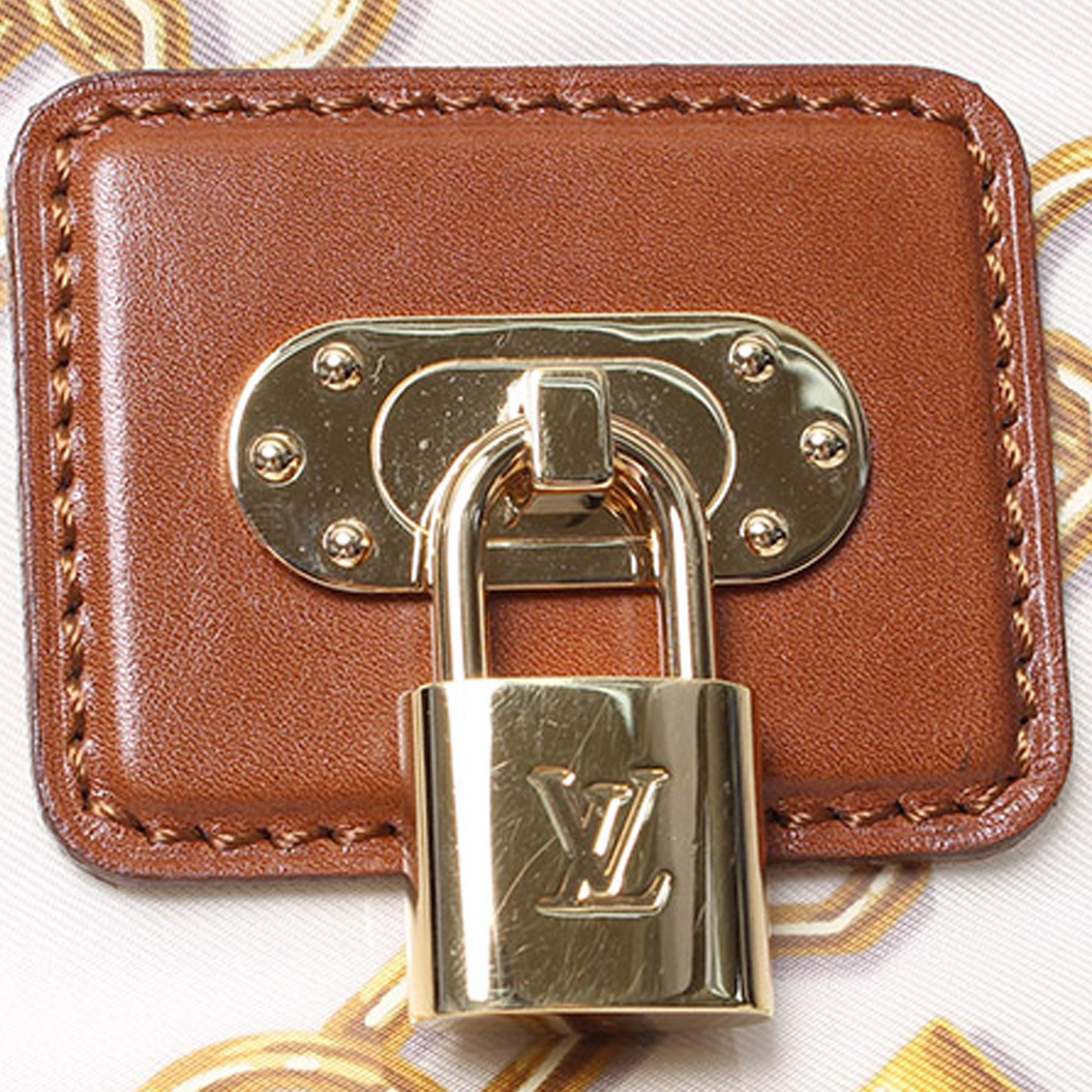 Louis Vuitton Monogram Charms Cabas (SHG-xa0NXp)