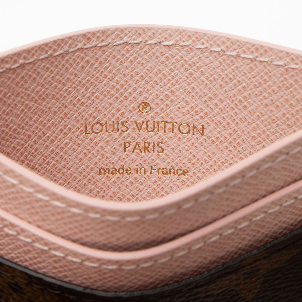 Louis Vuitton Monogram Charms Card Holder (SHF-kYLA8r)