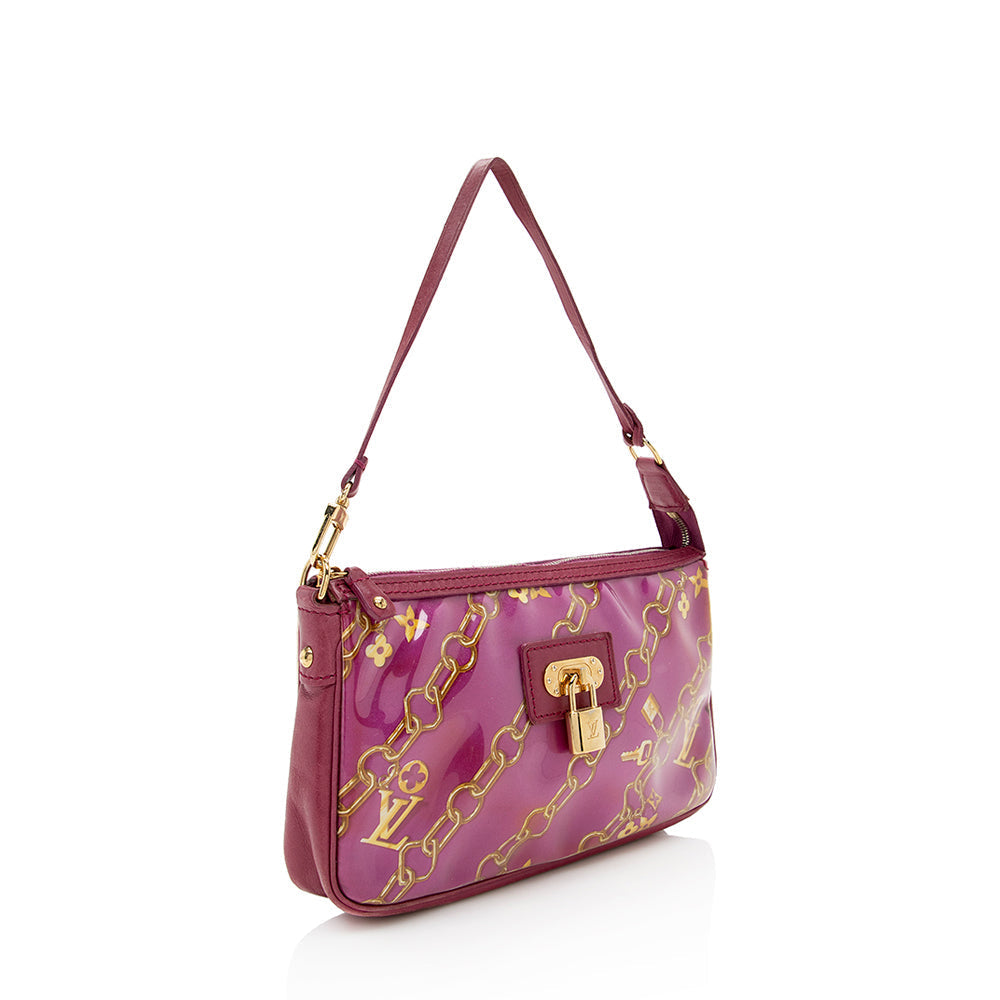 Louis Vuitton Monogram Charms Pochette (SHF-19310)