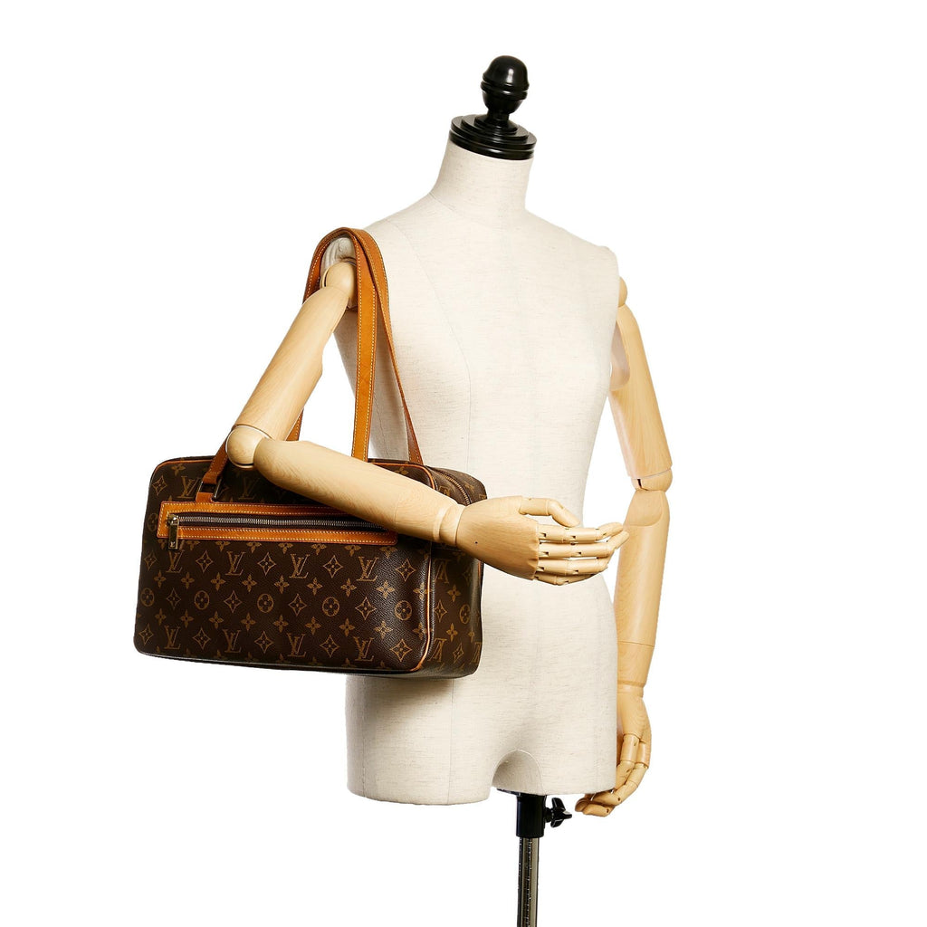 Louis Vuitton Monogram Cite GM (SHG-30038)