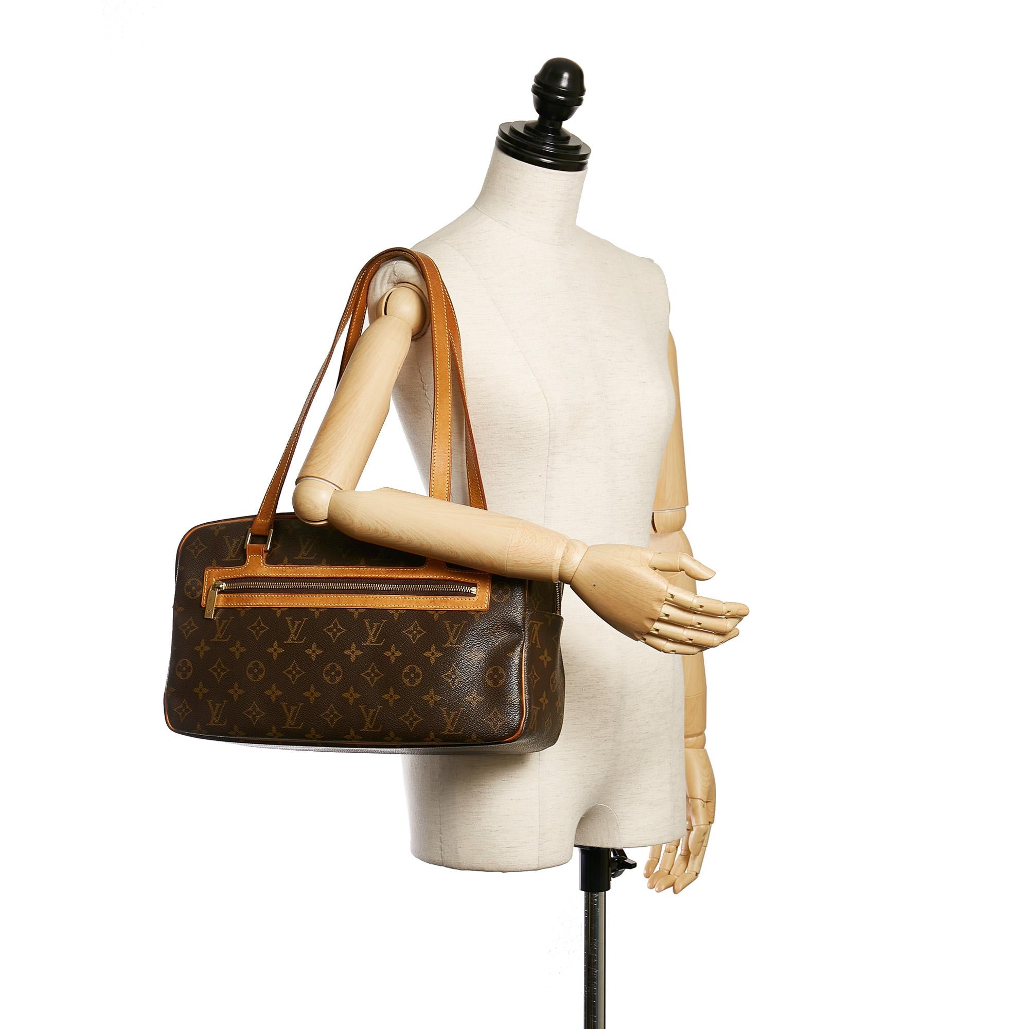 Louis Vuitton Monogram Cite GM (SHG-31164)