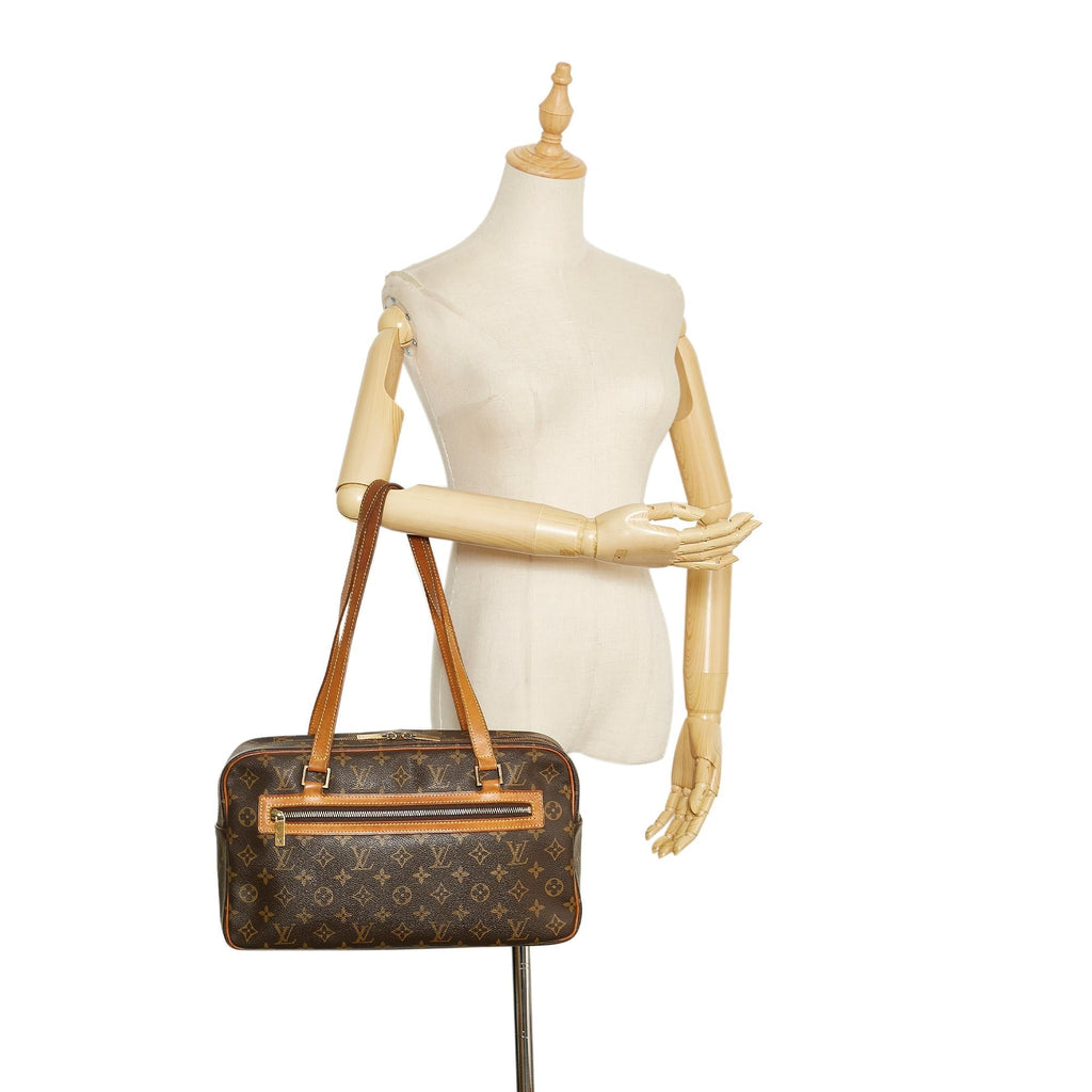 Louis Vuitton Monogram Cite GM (SHG-VlHXeU)