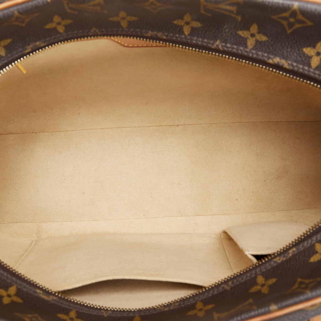 Louis Vuitton Monogram Cite GM (SHG-jneX2y)