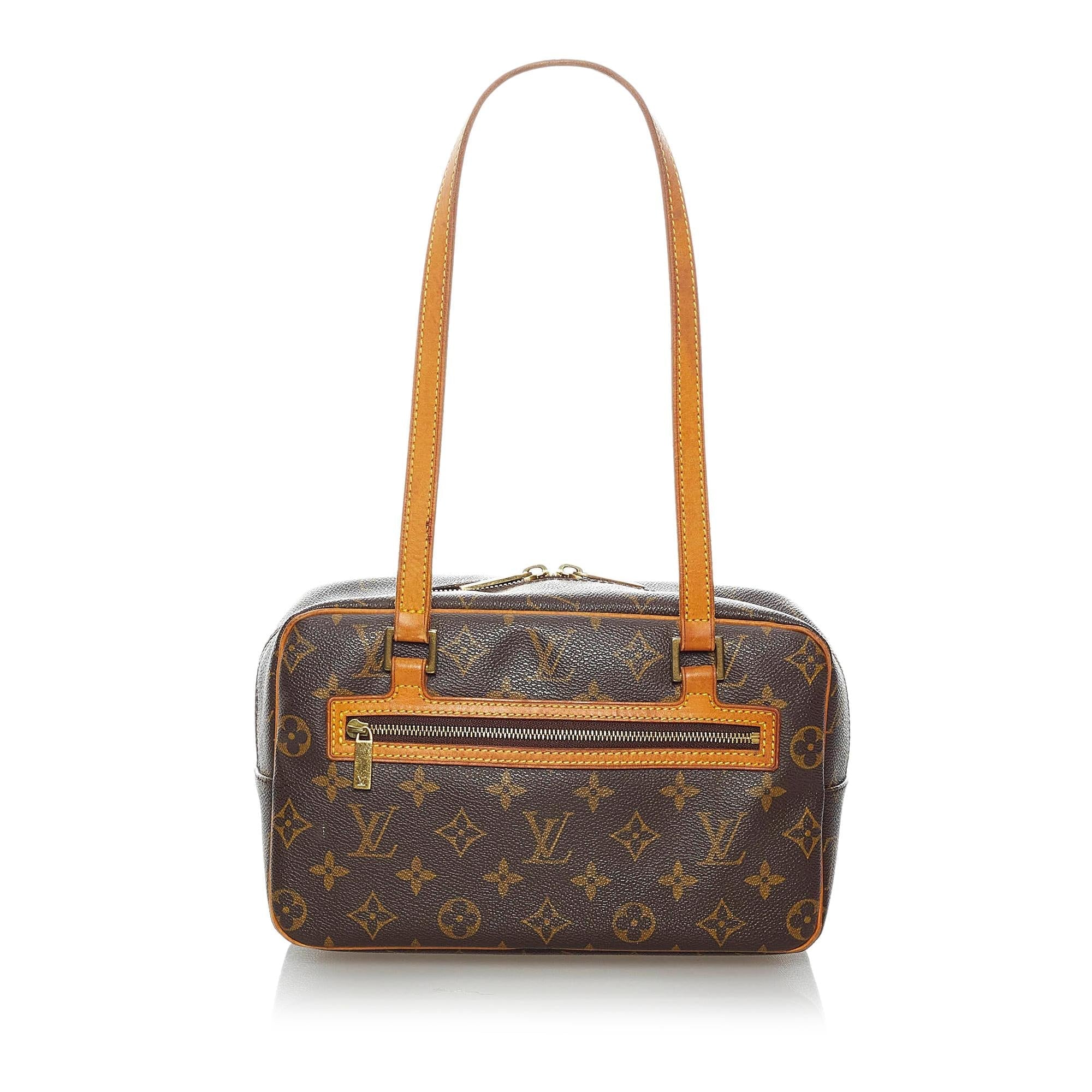Louis Vuitton Monogram Cite MM (SHG-30432)