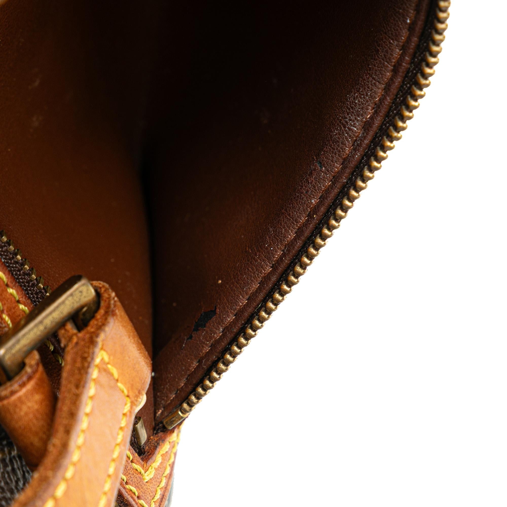 Louis Vuitton Monogram Cite MM