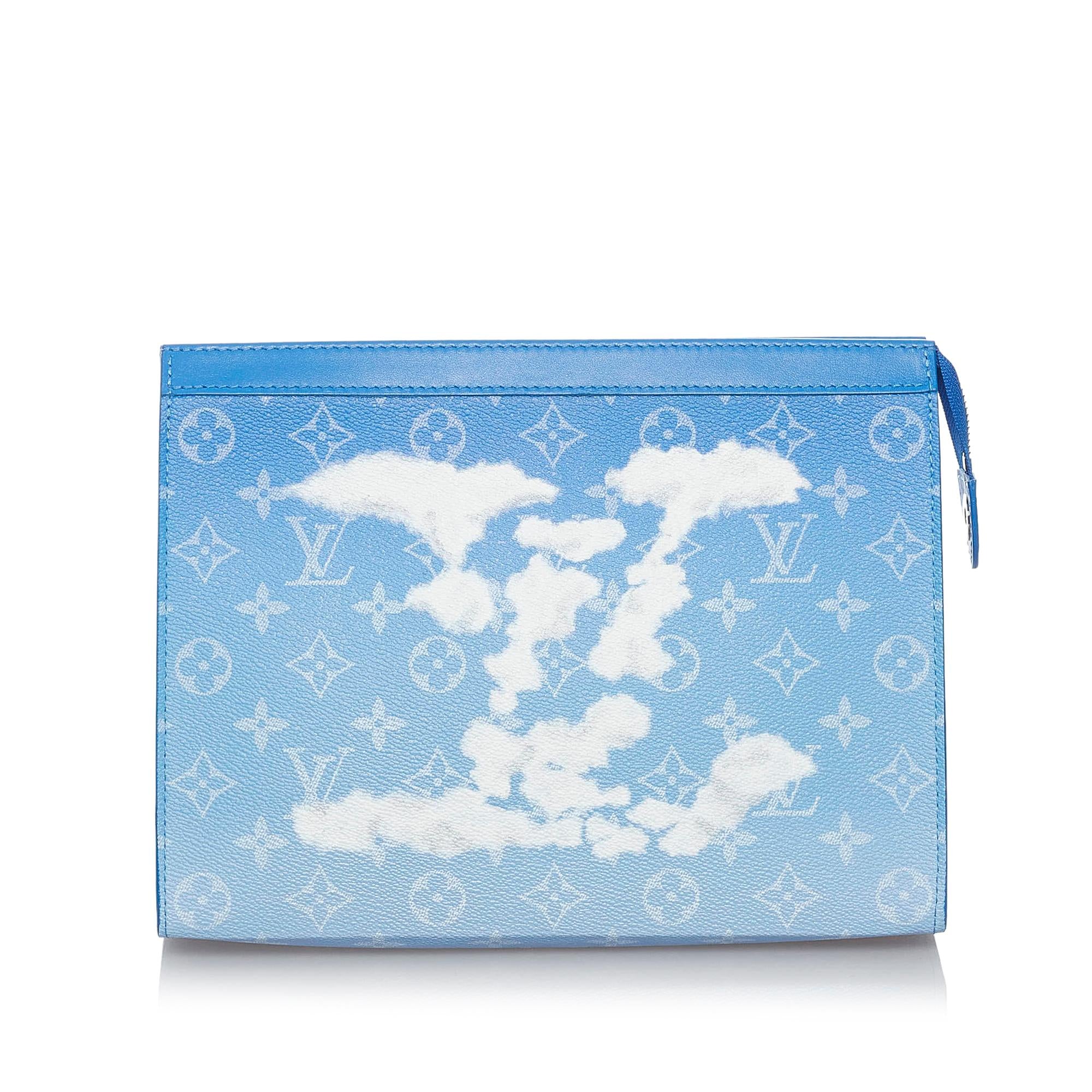 Louis Vuitton Monogram Clouds Pochette Voyage MM (SHG-29412)