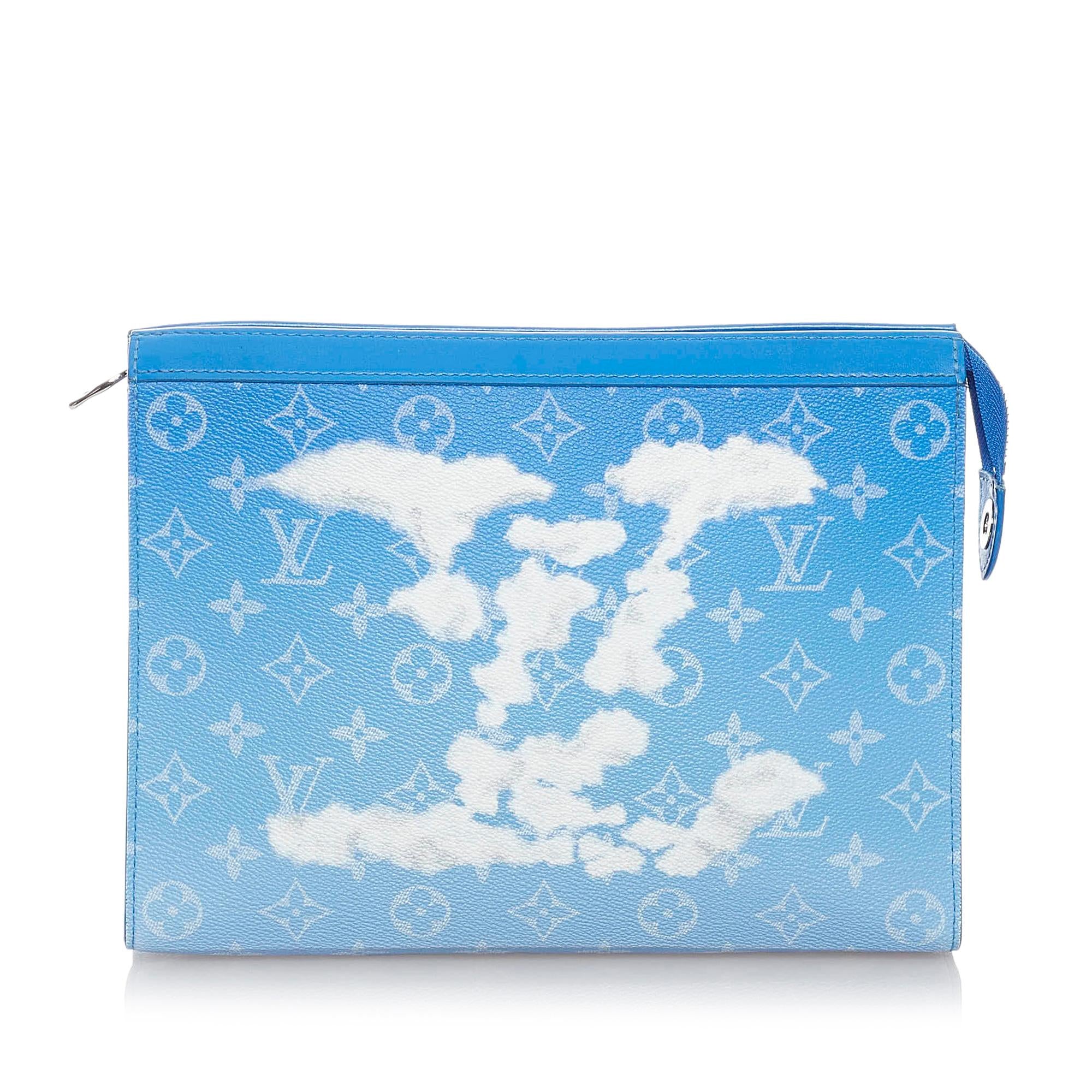 Louis Vuitton Monogram Clouds Pochette Voyage MM (SHG-31616)